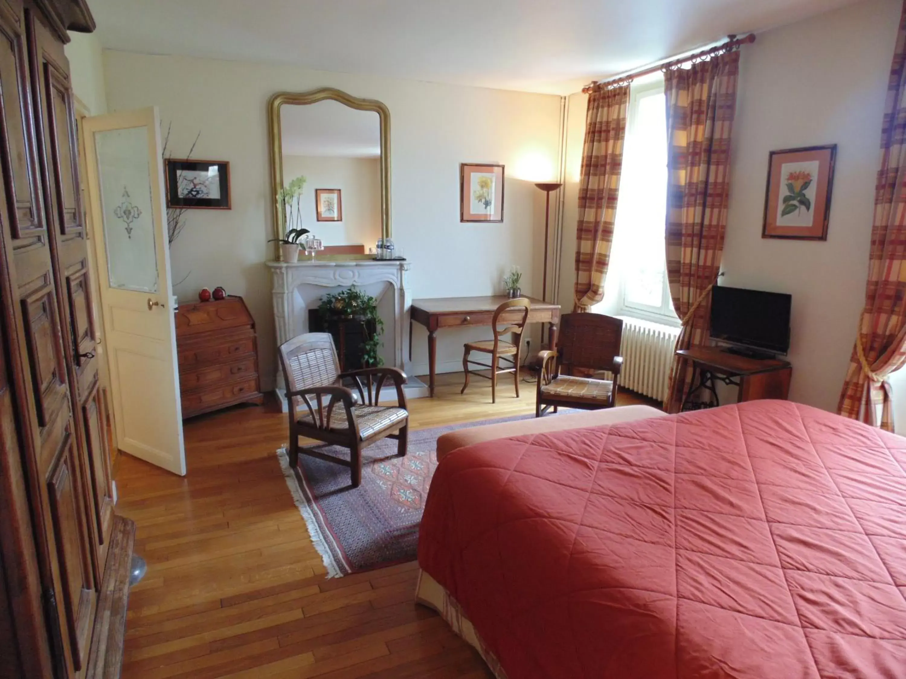 Standard Room - single occupancy in Clos Saint Nicolas Standard Room - single occupancy in Clos Saint Nicolas