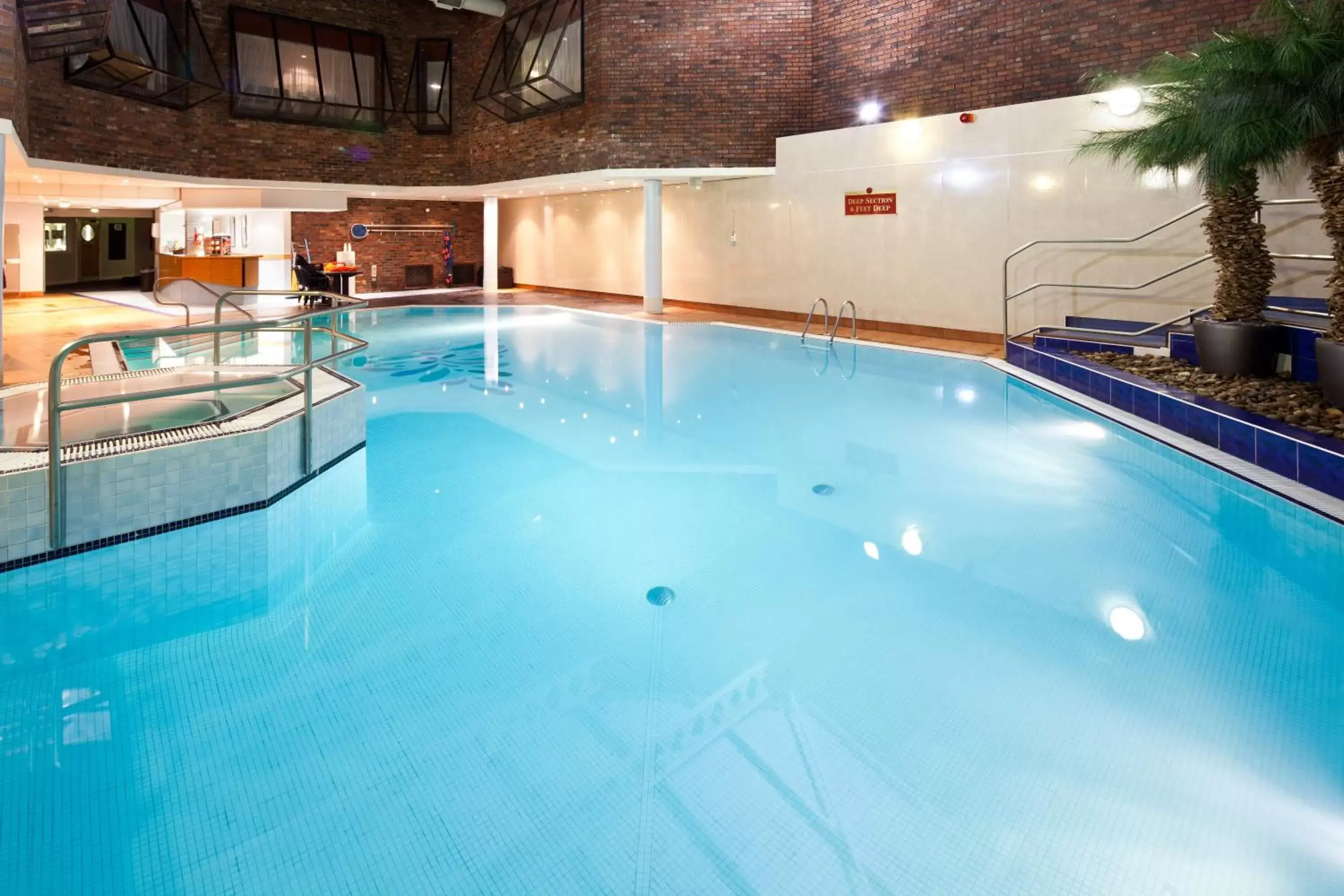 Swimming Pool in Mercure Bolton Georgian House Hotel