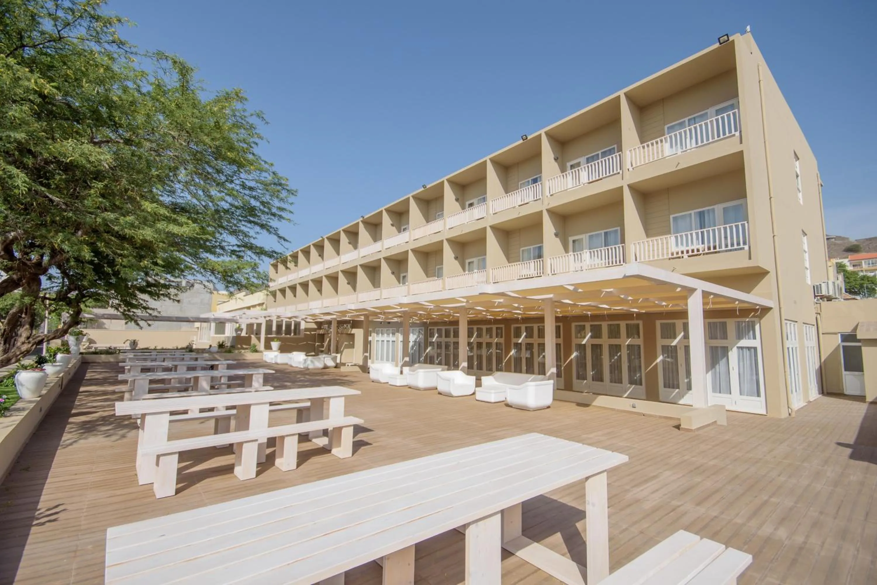 Lounge or bar in Oasis Porto Grande