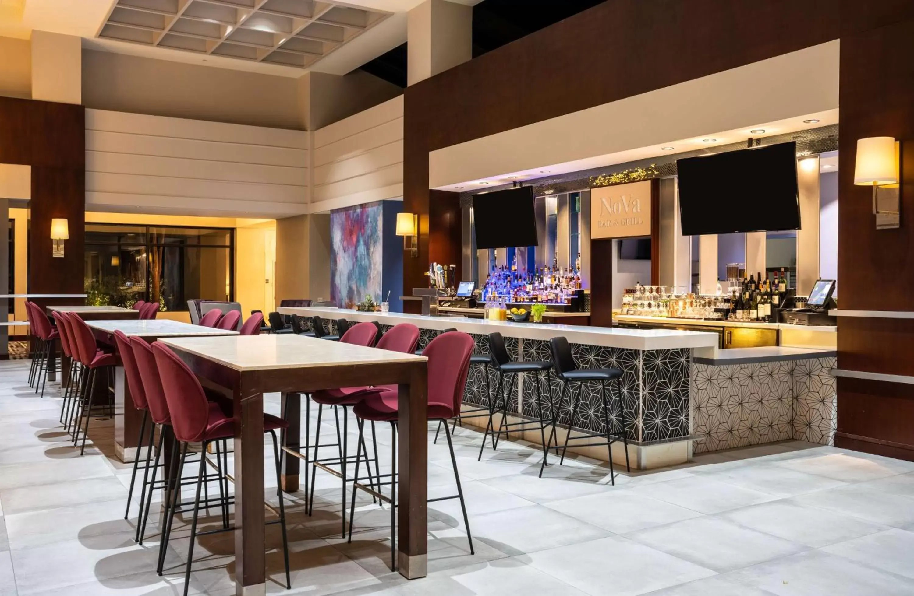 Lounge or bar, Restaurant/Places to Eat in Hilton Fairfax, Va