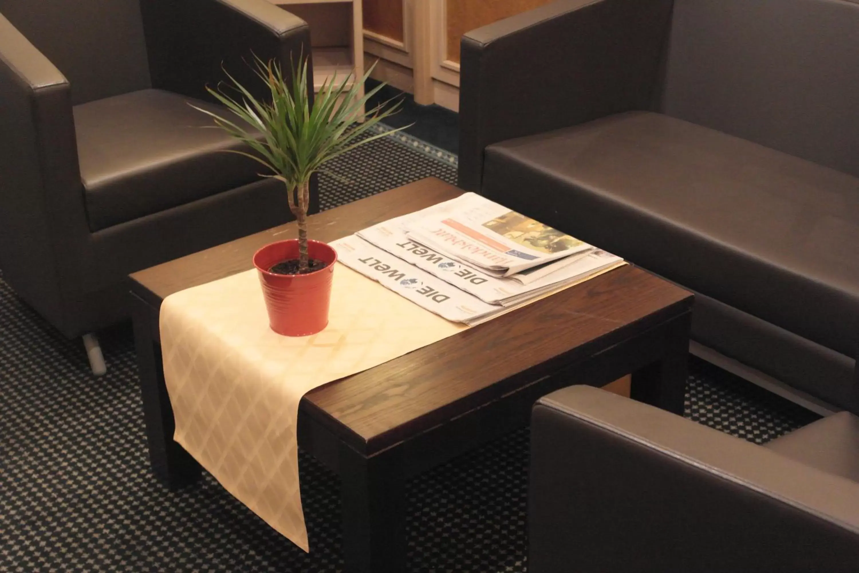 Lobby or reception in Hotel Daniel Lobby or reception in Hotel Daniel