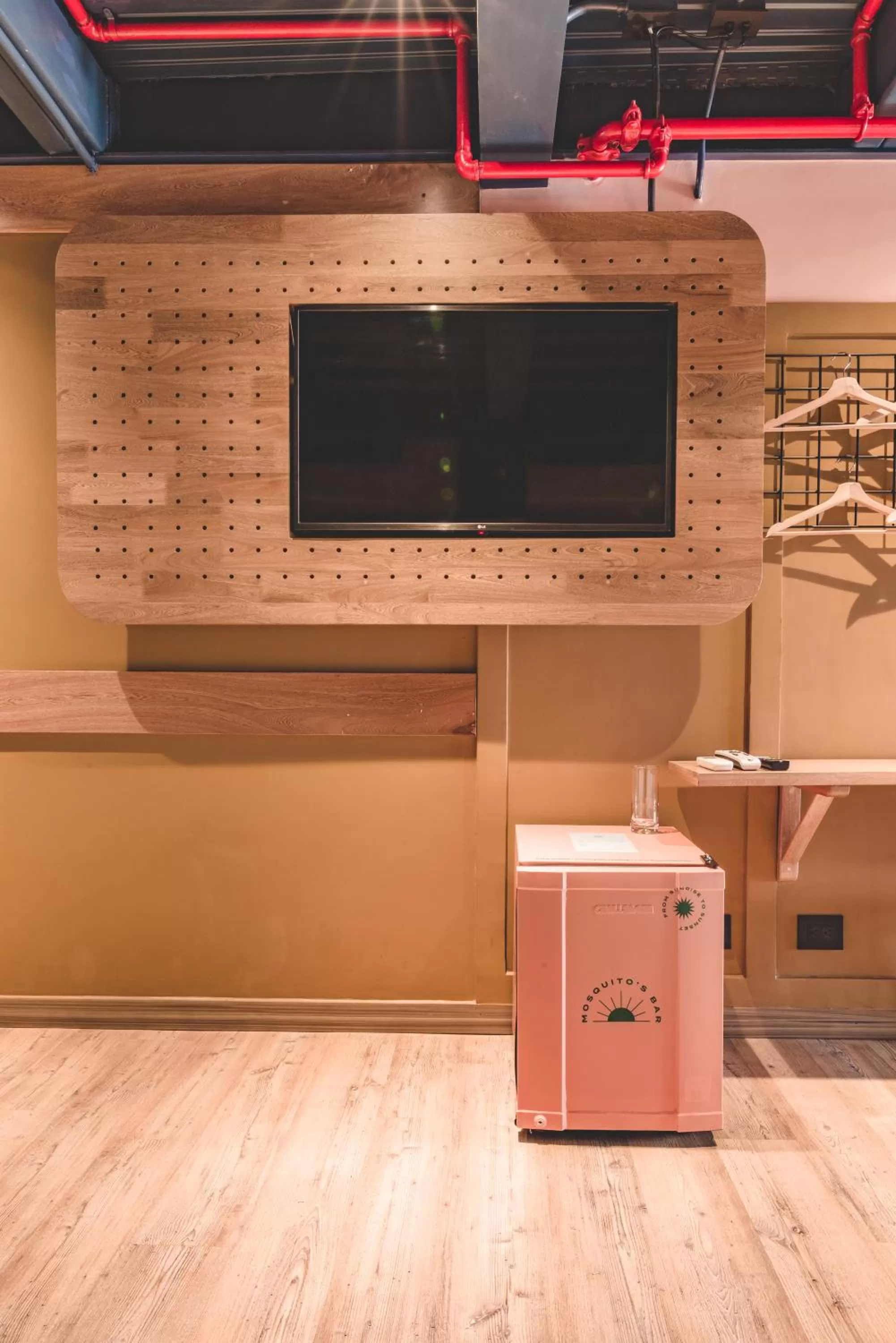 TV and multimedia in The Somos Beats Hotel & Rooftop