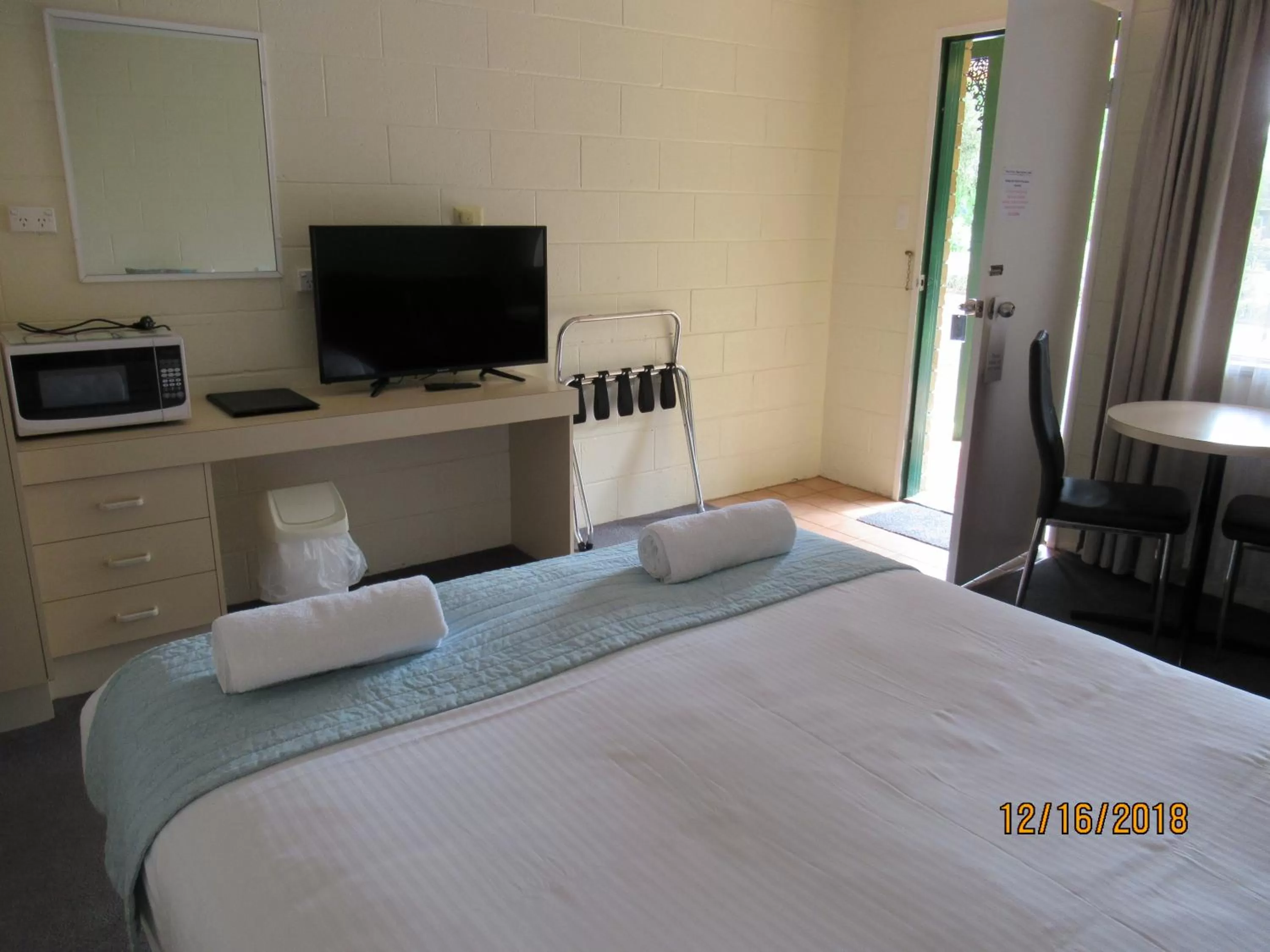 Bed in Moruya Motel