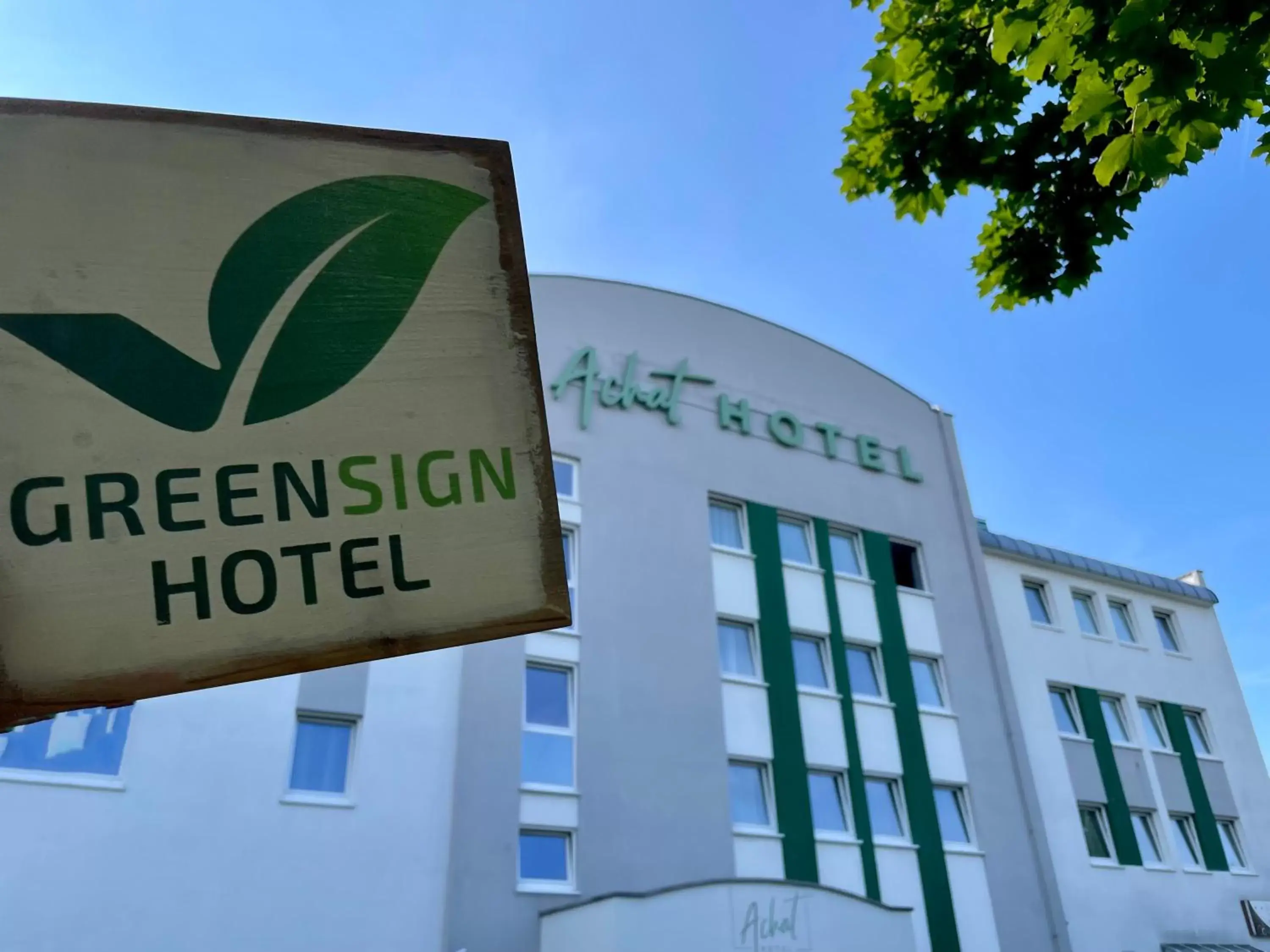 Property building, Property Logo/Sign in ACHAT Hotel Monheim am Rhein