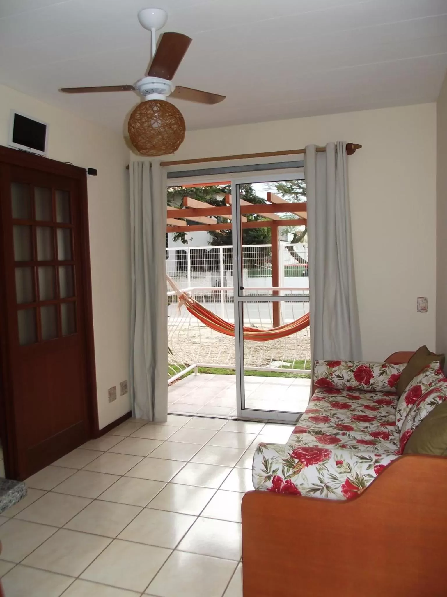 Living room, Bed in Dom Pedrito Apart Hotel