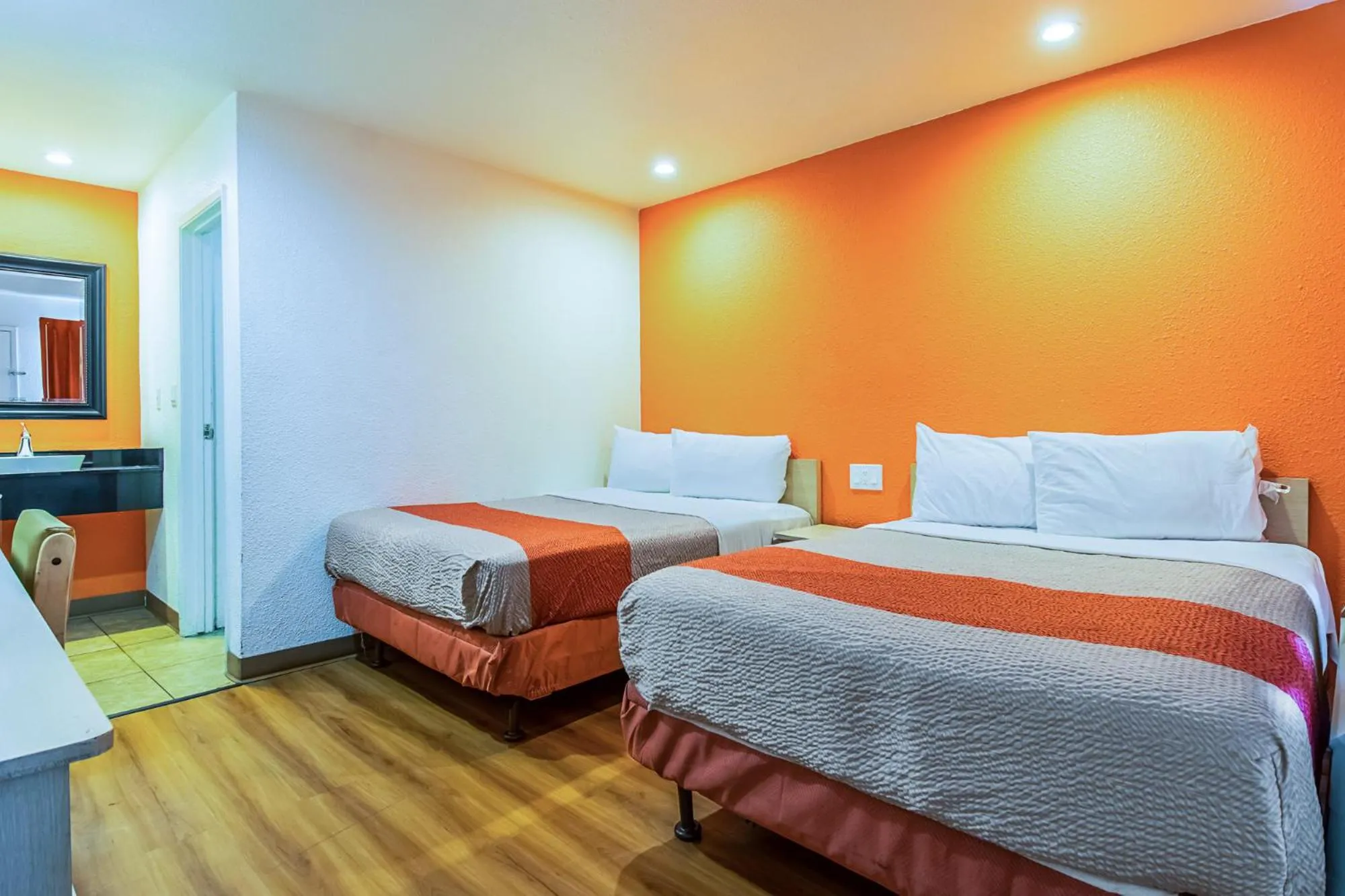 Bed in Motel 6-Bakersfield, CA - Airport