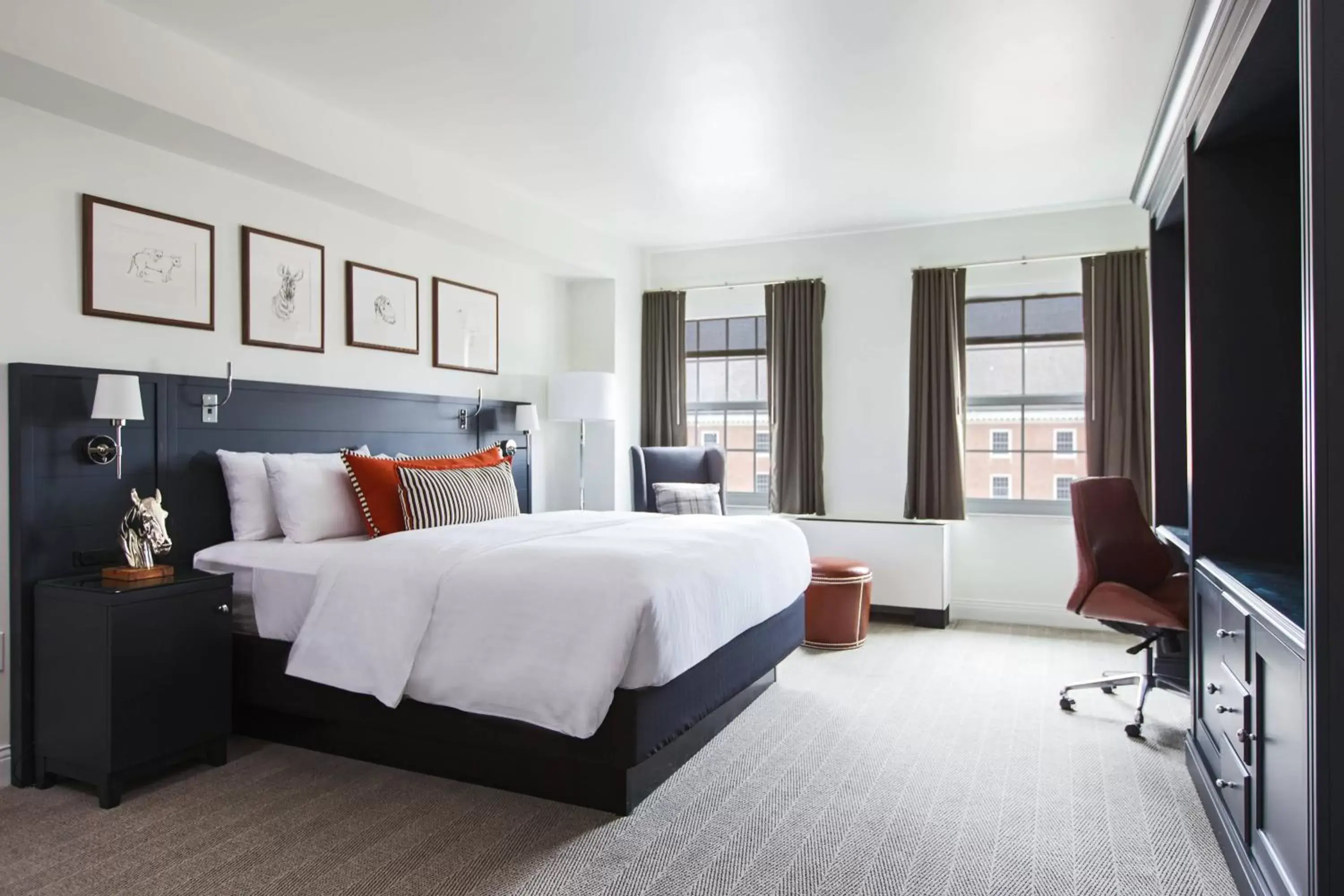 Bedroom in College Park Marriott Hotel & Conference Center
