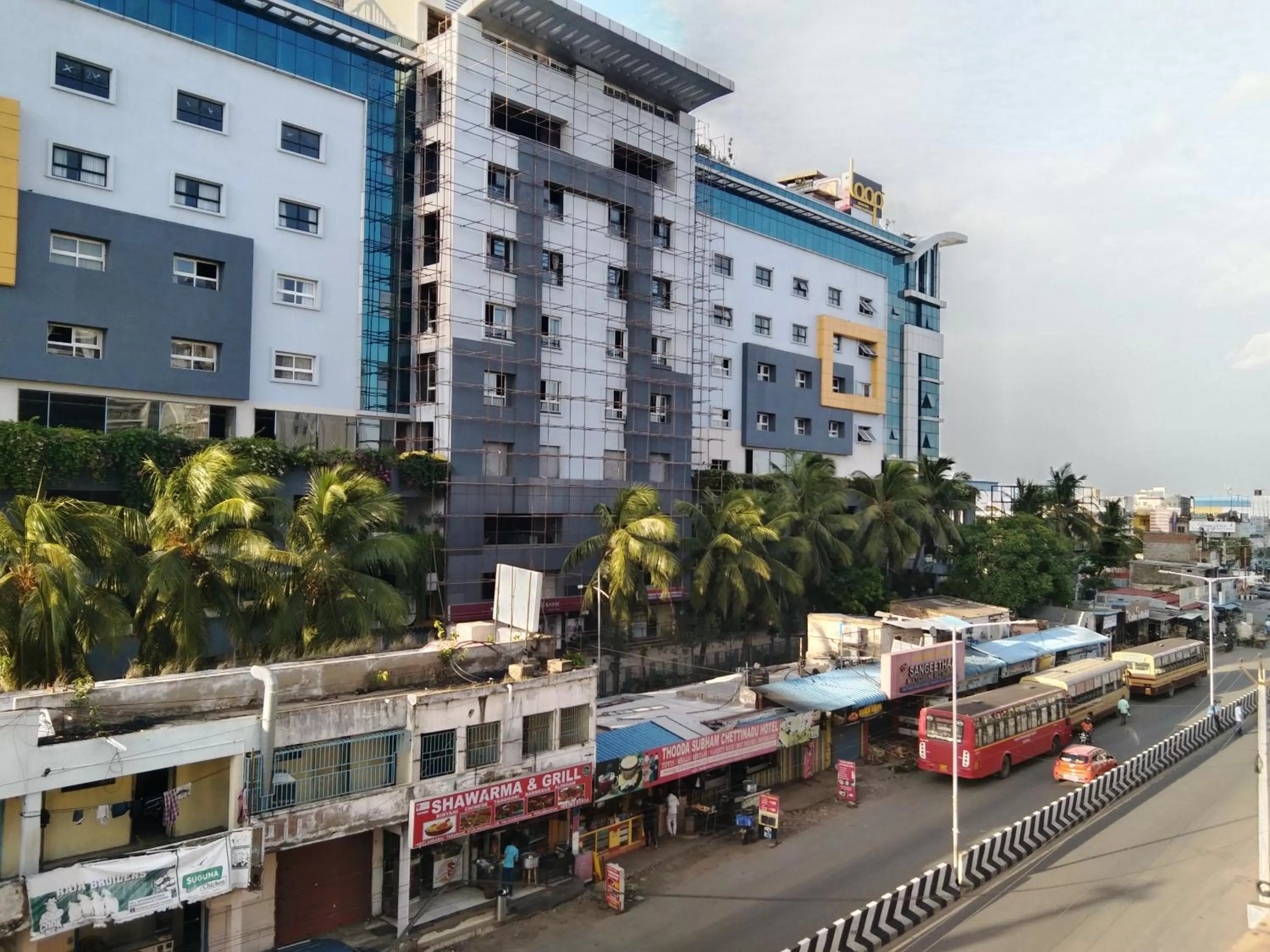 Street view in Silver Cloud Hotel Sholinganallur