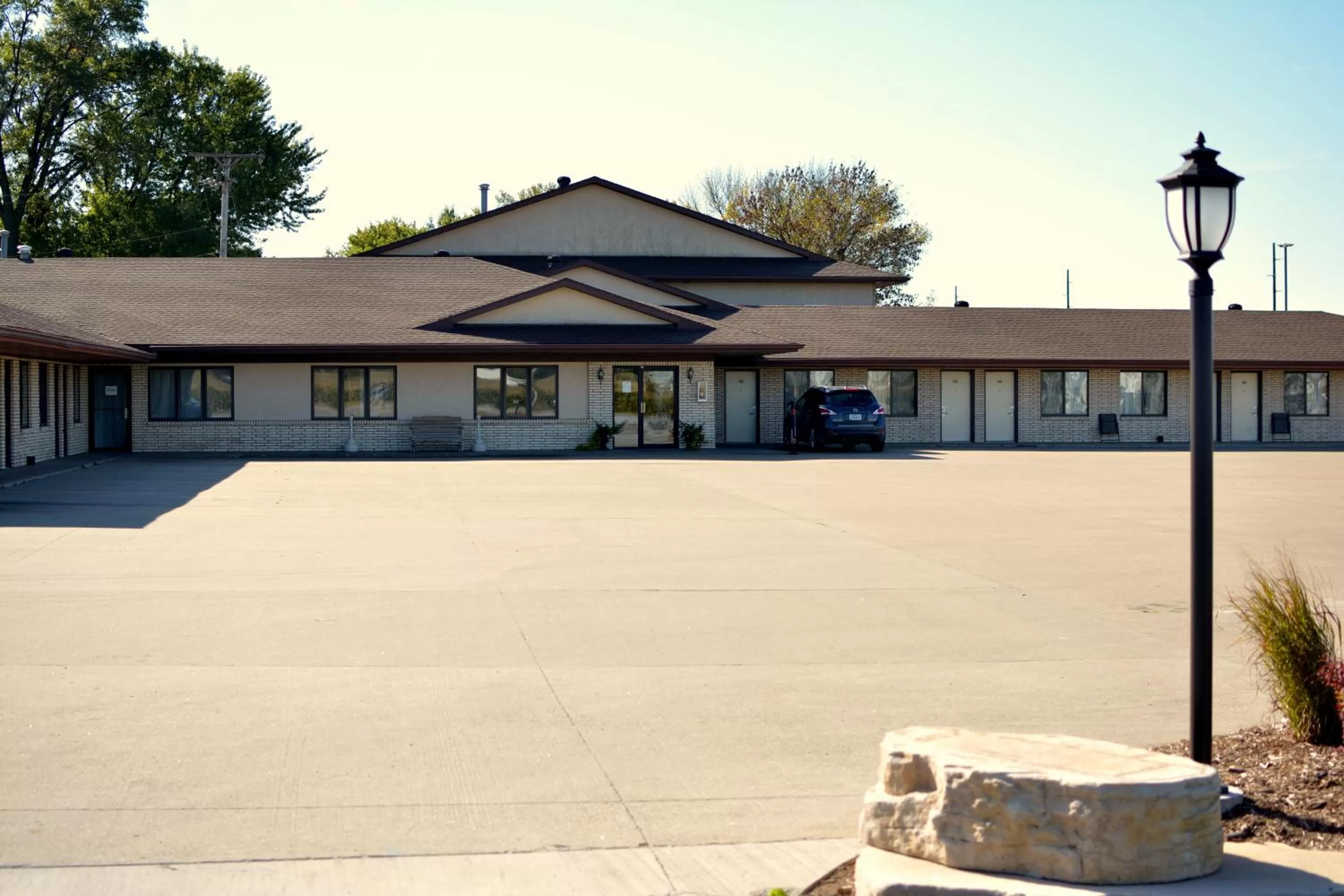 Property building in Dutch Country Inn