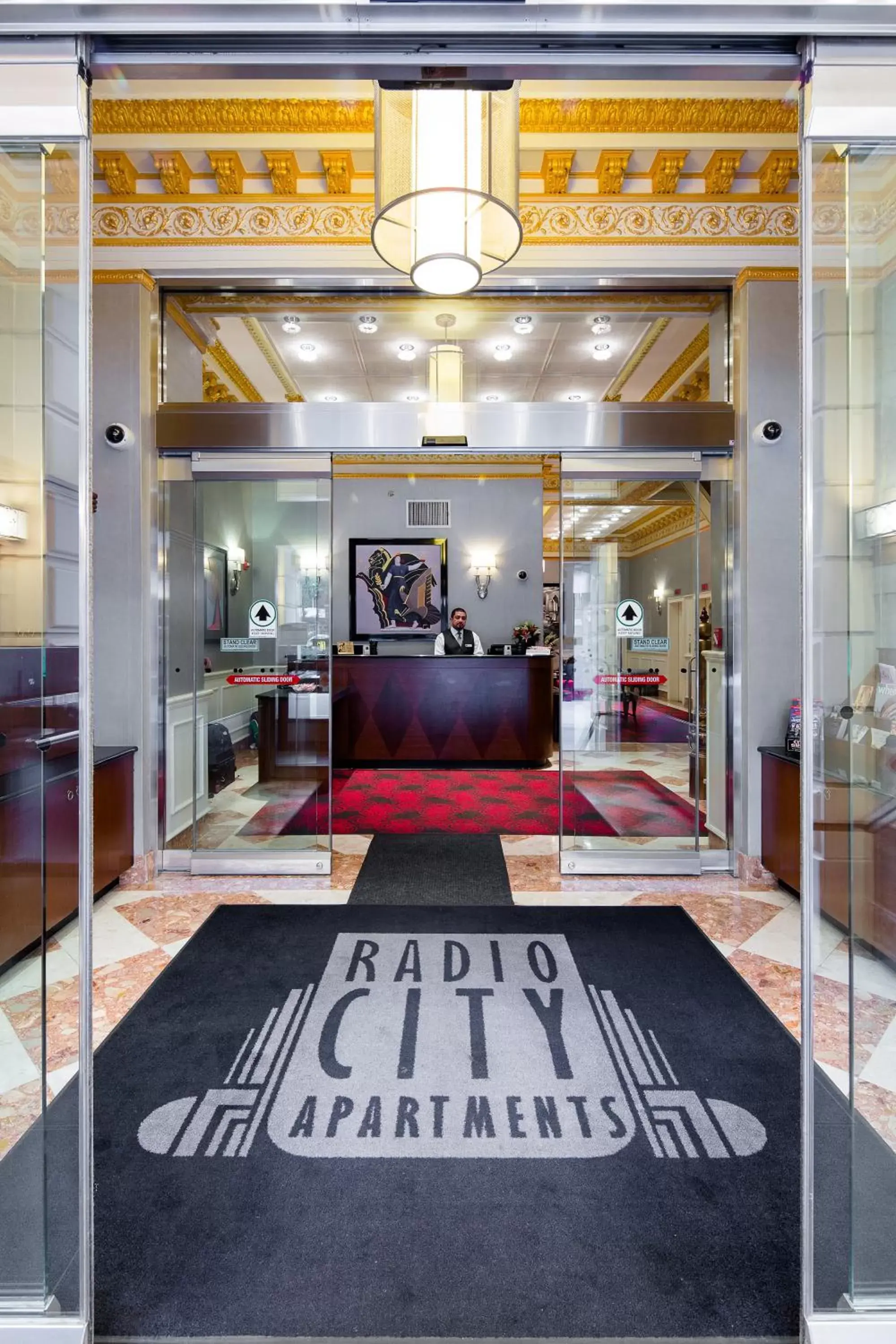Facade/entrance in Radio City Apartments