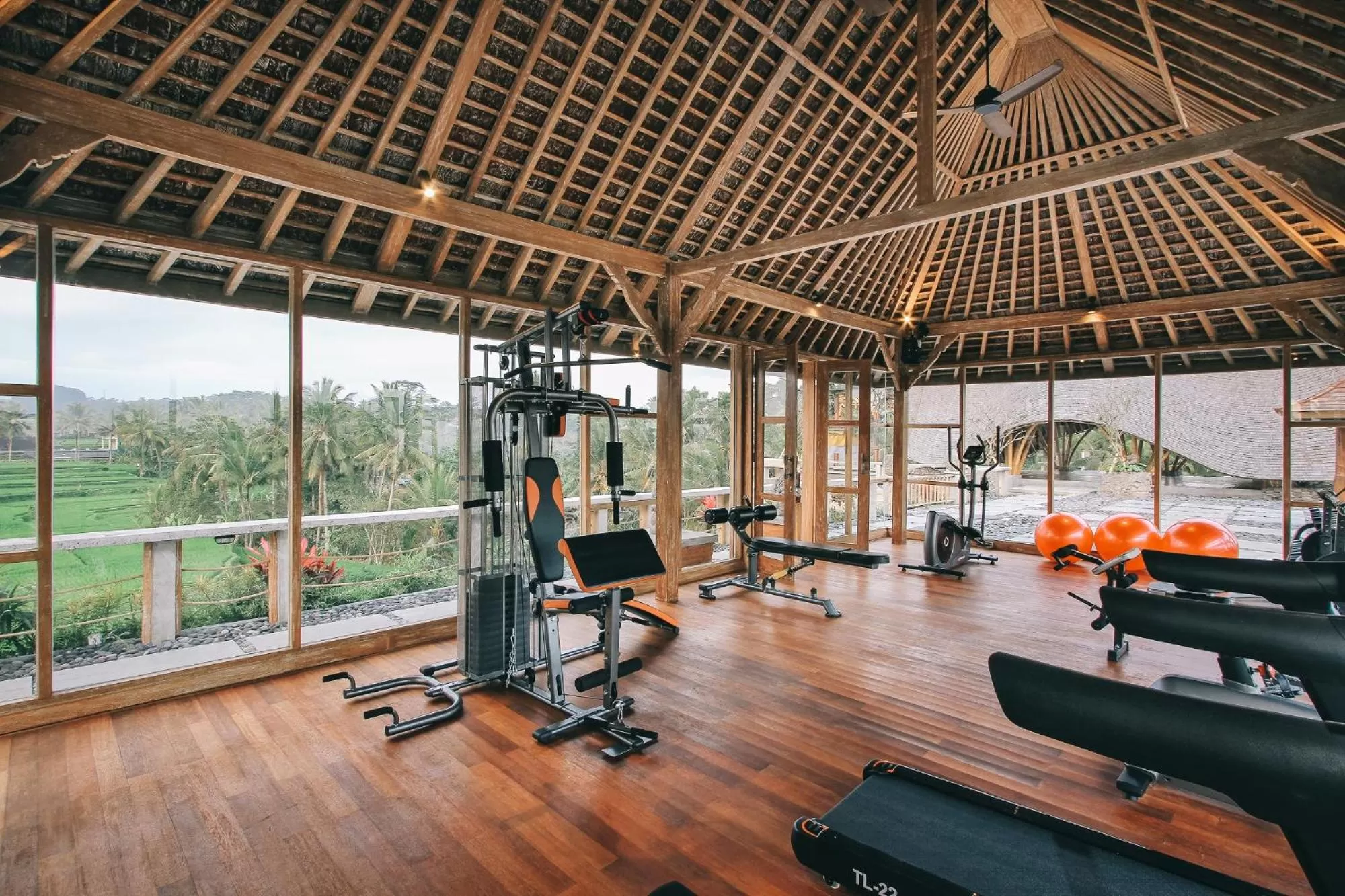 People in Kuwarasan A Pramana Experience