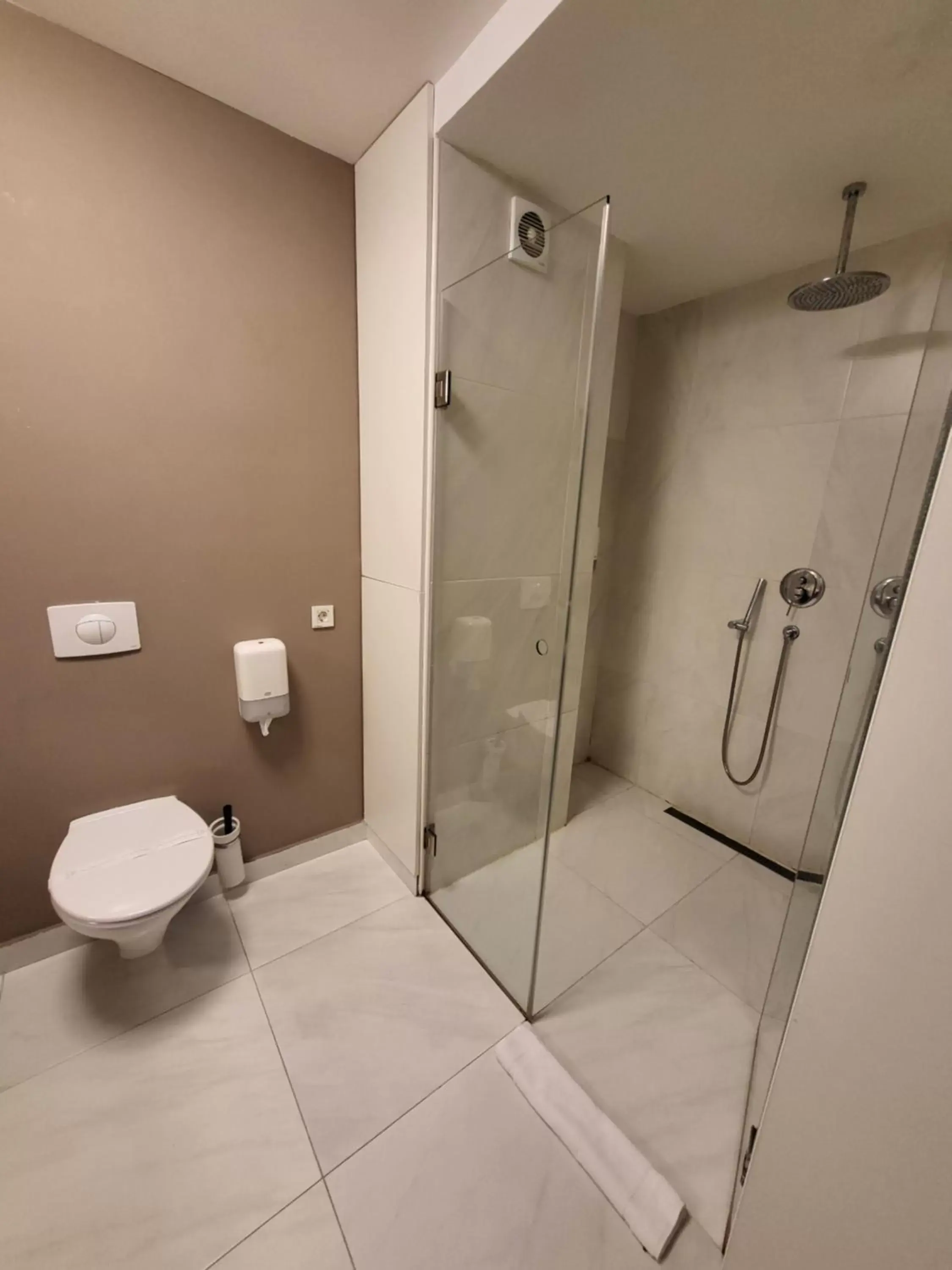 Bathroom in Adresa Suites