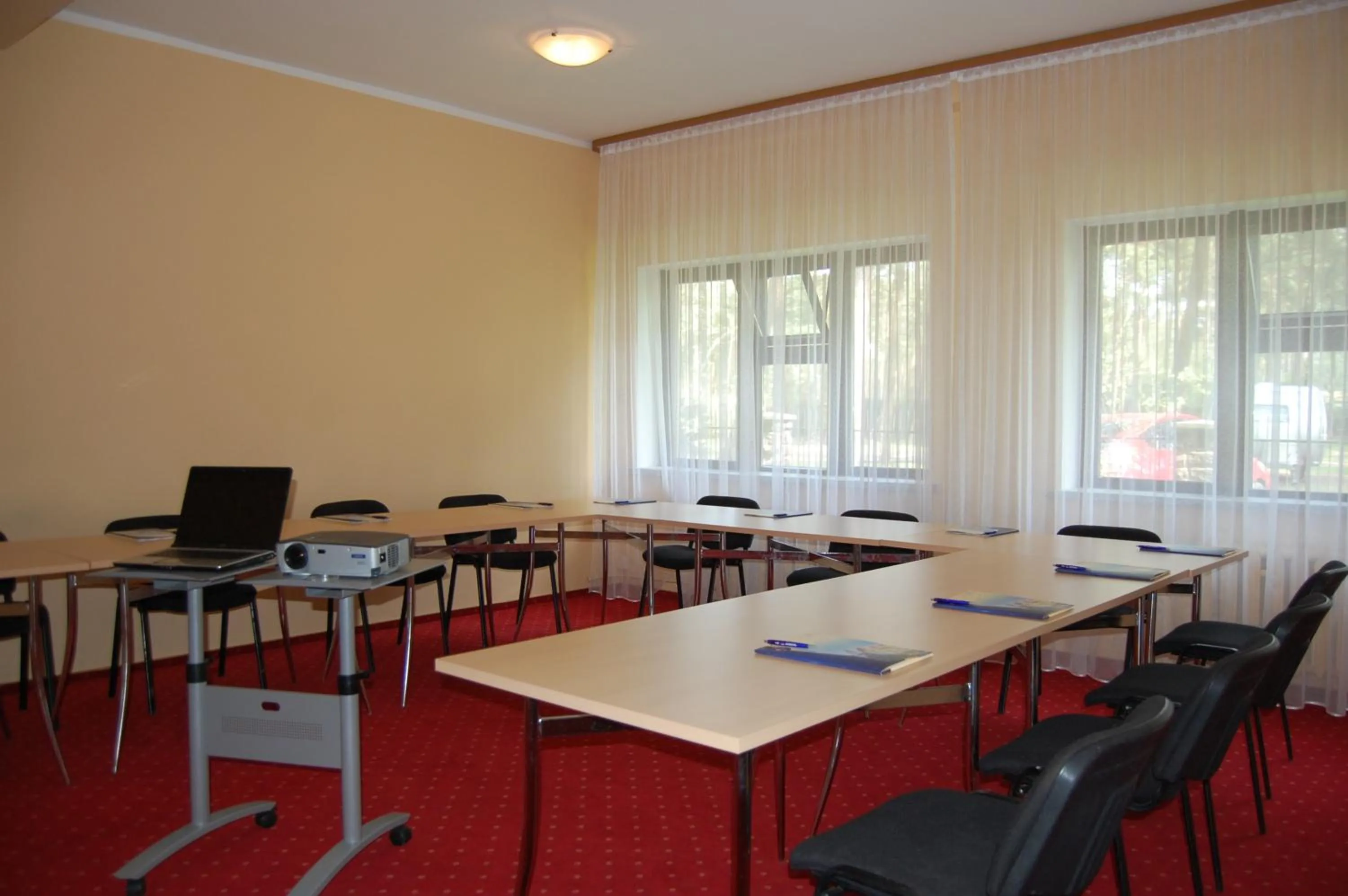 Business facilities in Hotel Wodnik