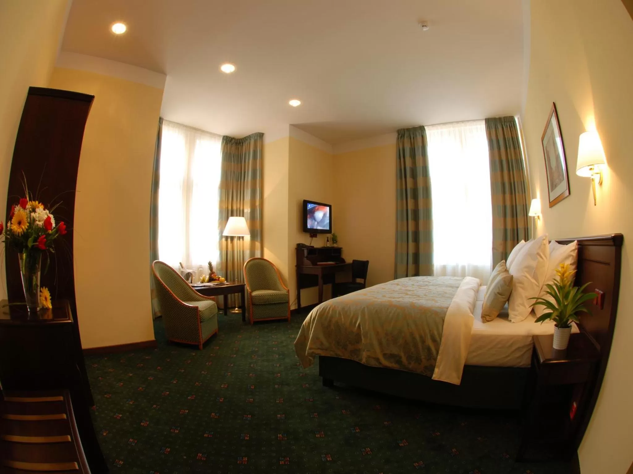 Photo of the whole room, Bed in EA Hotel Downtown