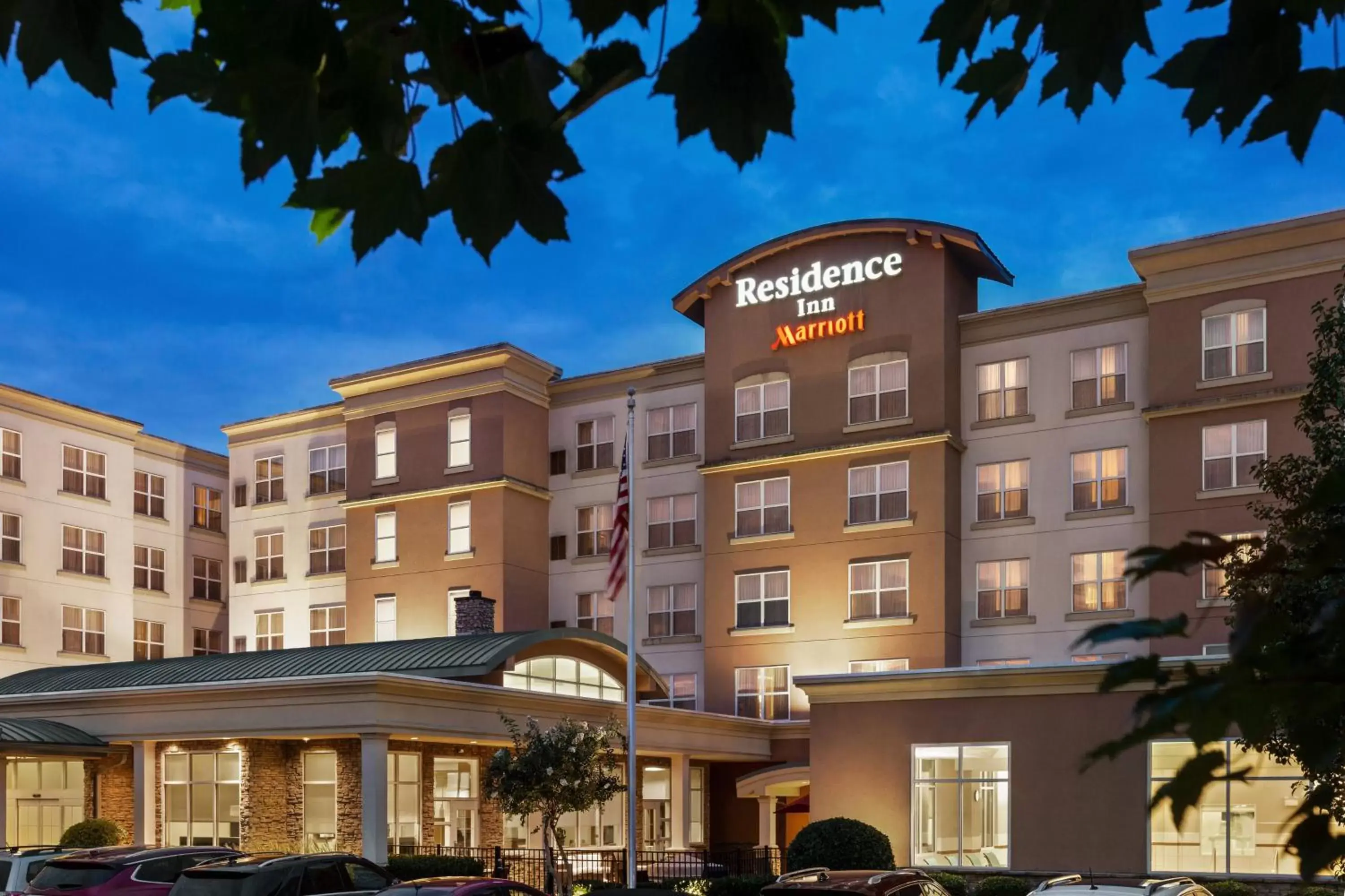 Property Building in Residence Inn Chattanooga Near Hamilton Place