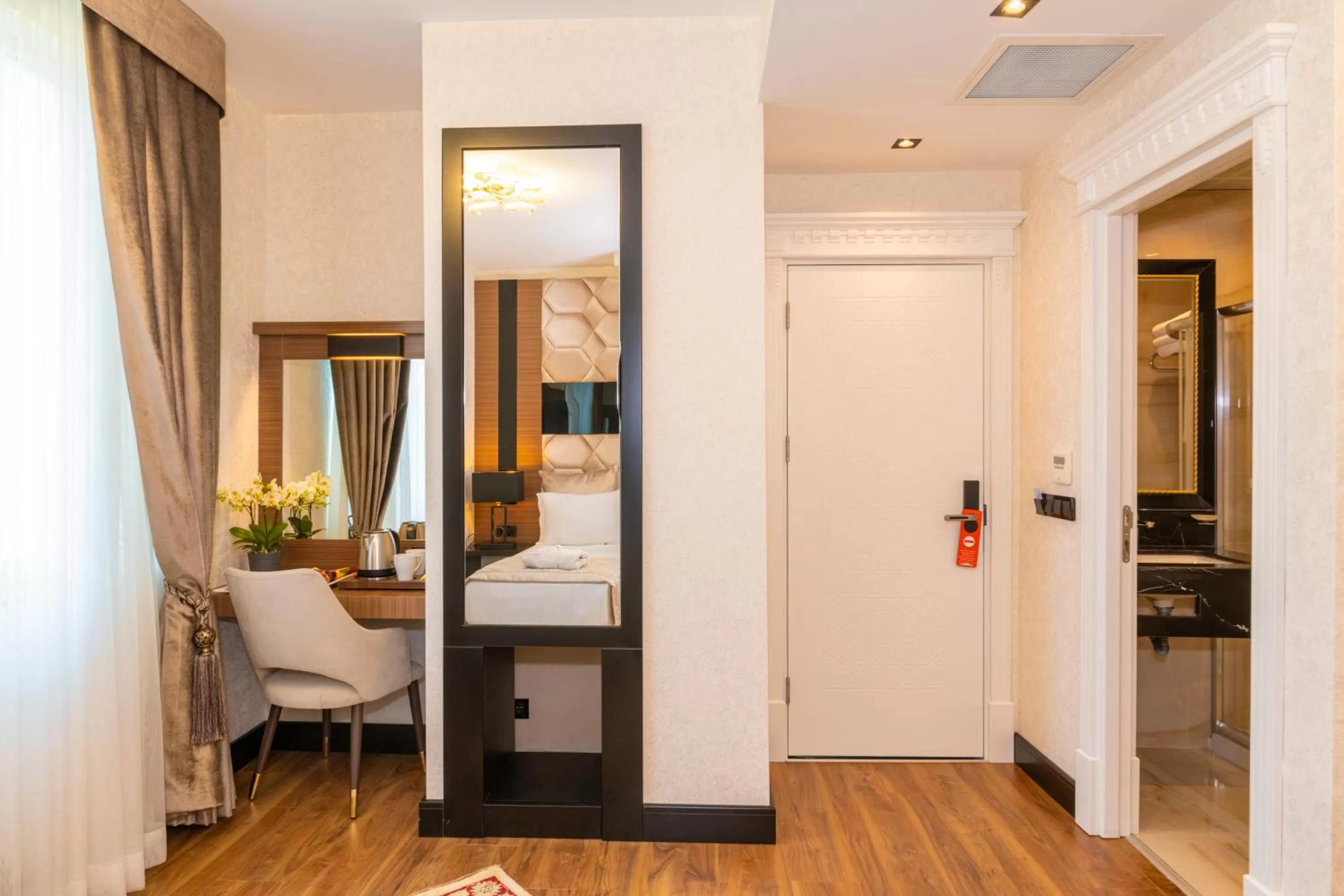 Massage, Bed in Eastanbul Suites