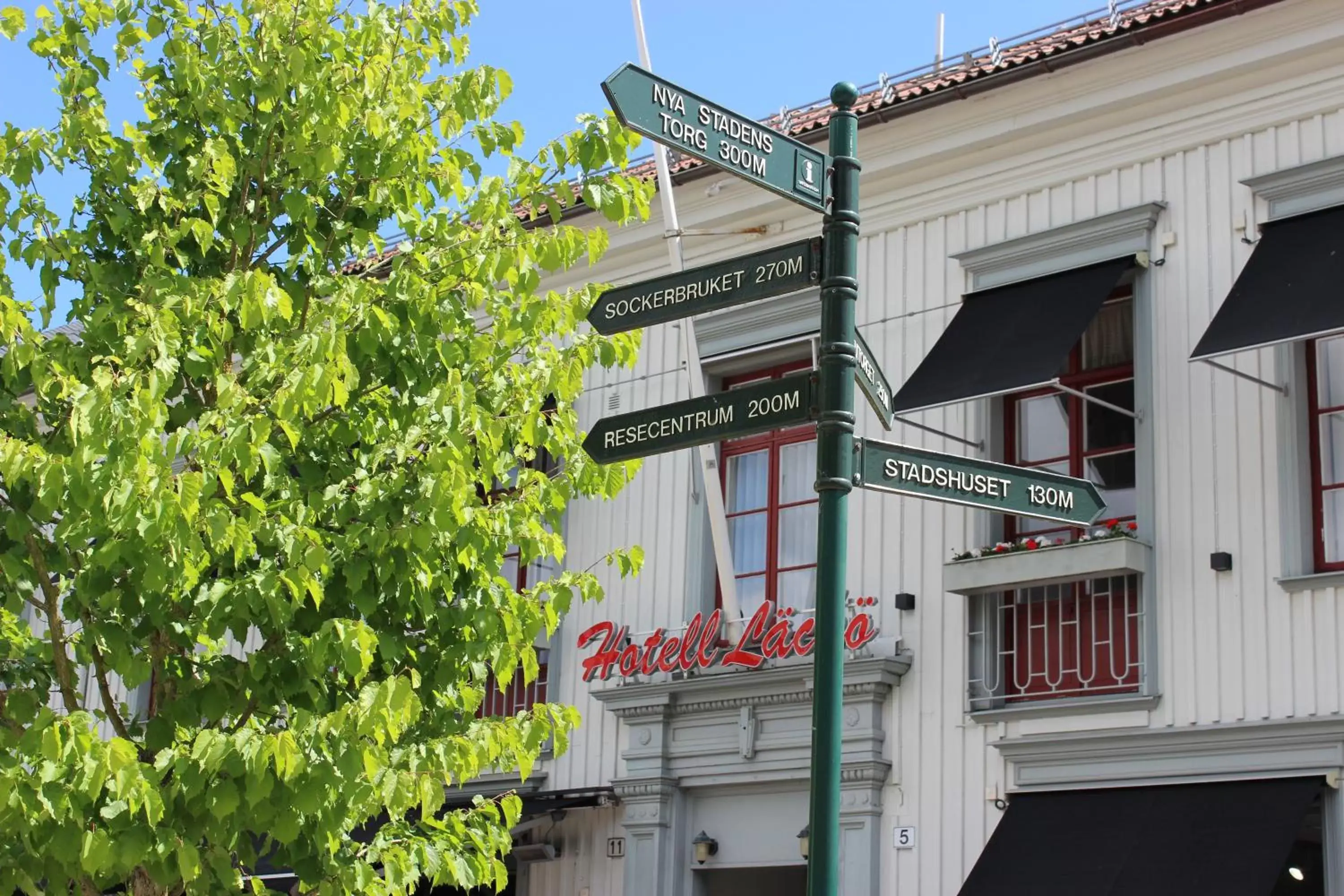 Property building in Hotell Läckö Property building in Hotell Läckö