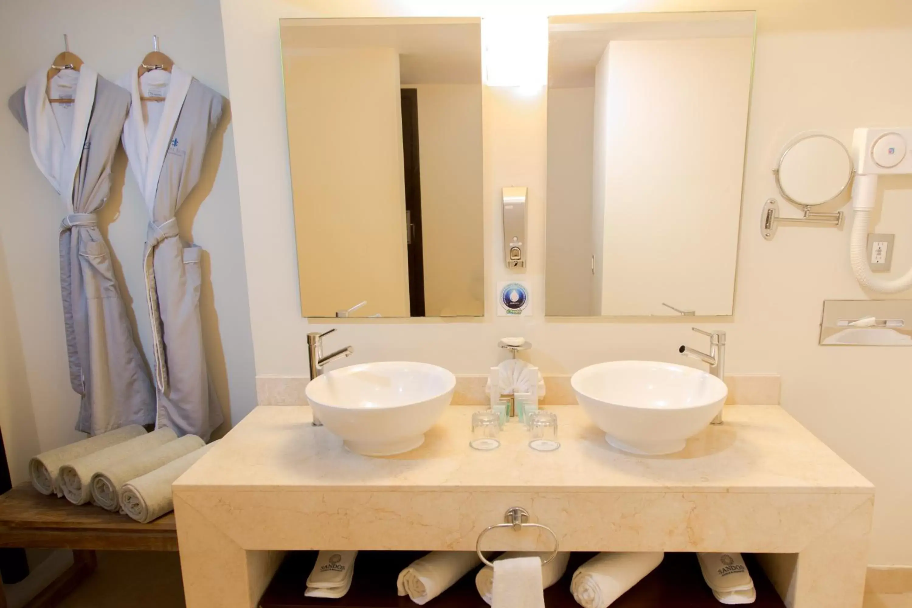 Bathroom in Sandos Playacar All Inclusive