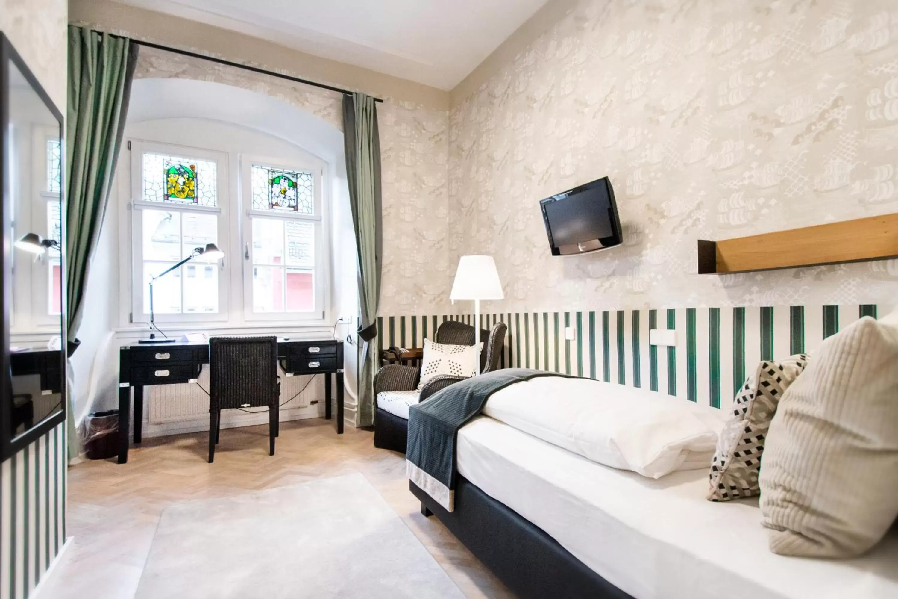 Single Room in Romantik Hotel Barbarossa Single Room in Romantik Hotel Barbarossa