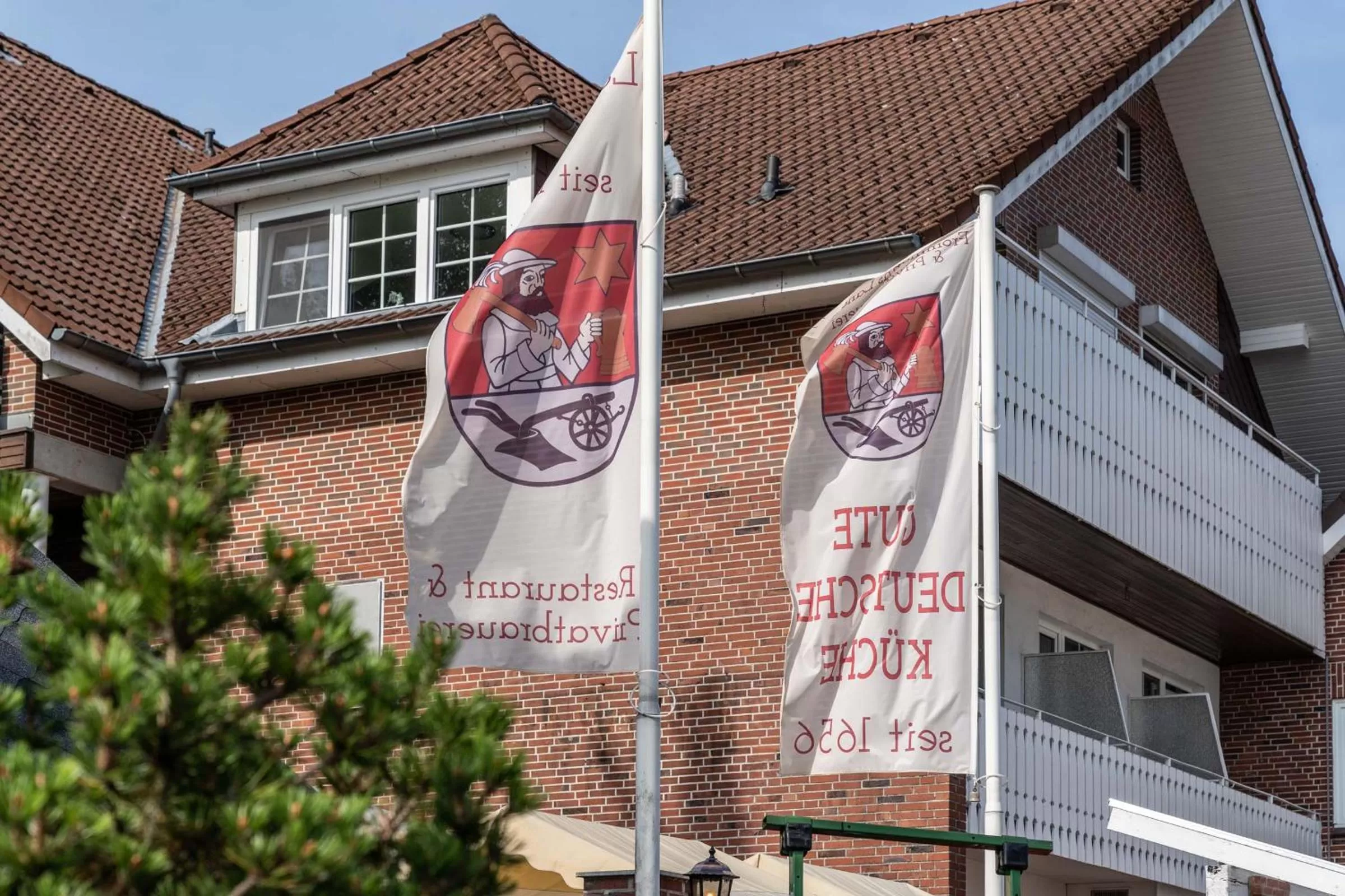 Facade/entrance in Frommanns Landhotel