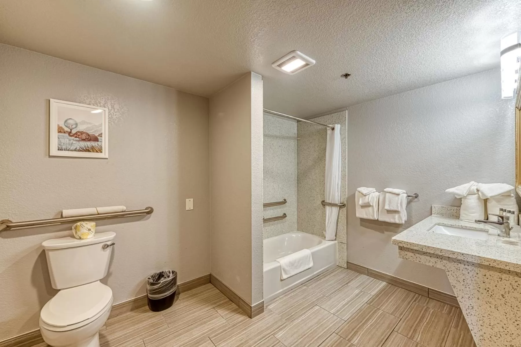 Shower in Amanzi Hotel, an Ascend Collection Hotel