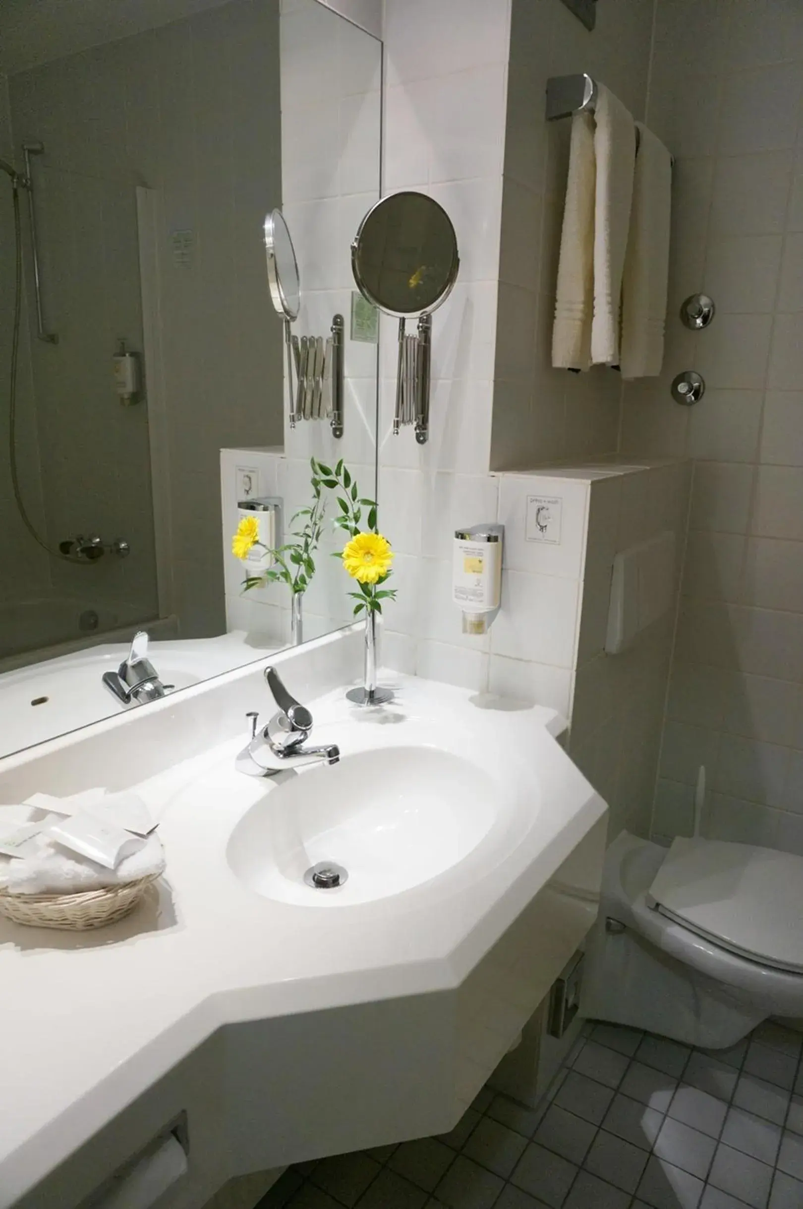 Business Single Room in AMBER HOTEL Chemnitz Park Business Single Room in AMBER HOTEL Chemnitz Park