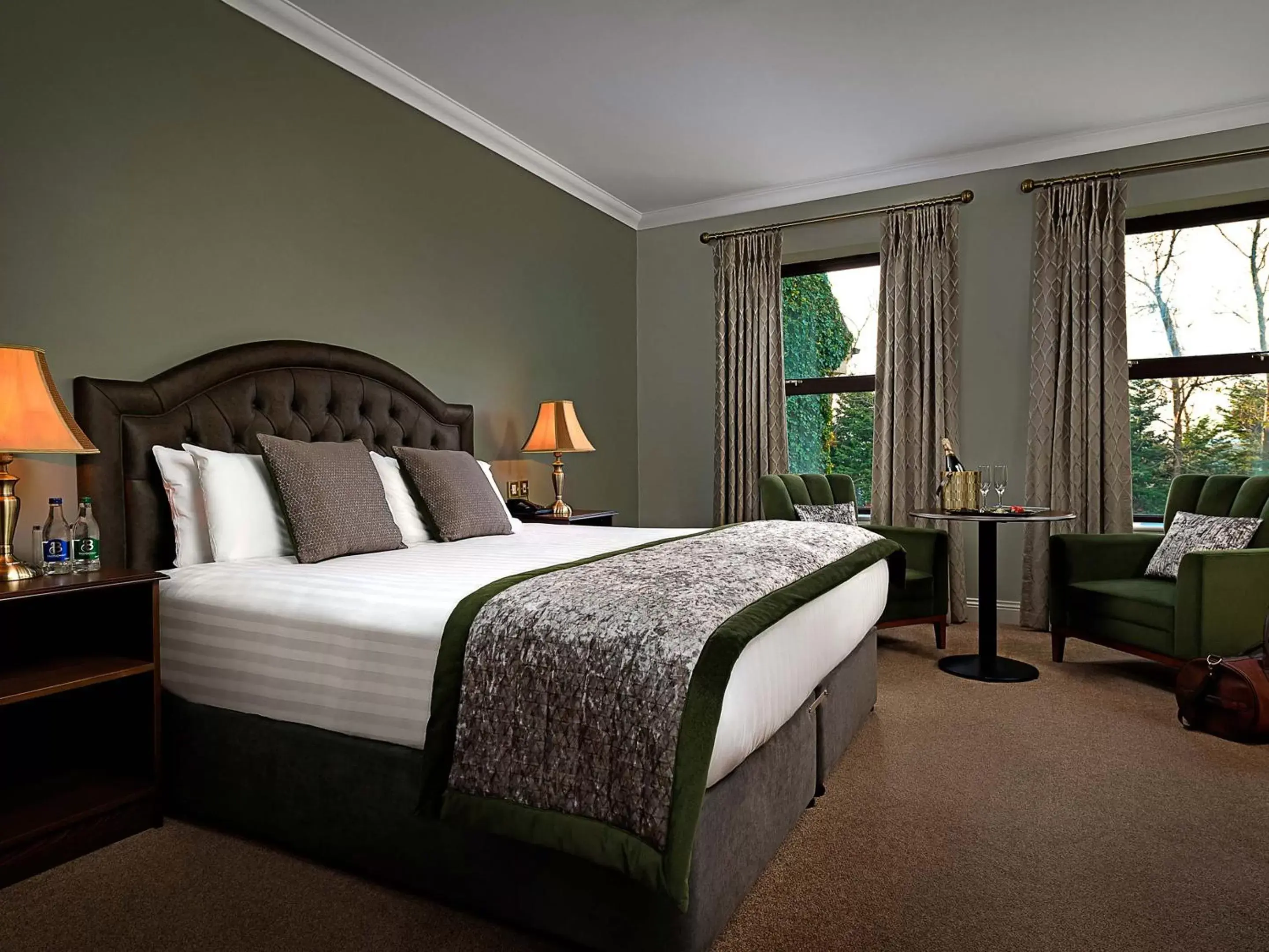 Bedroom, Bed in Oranmore Lodge Hotel Conference And Leisure Centre Galway