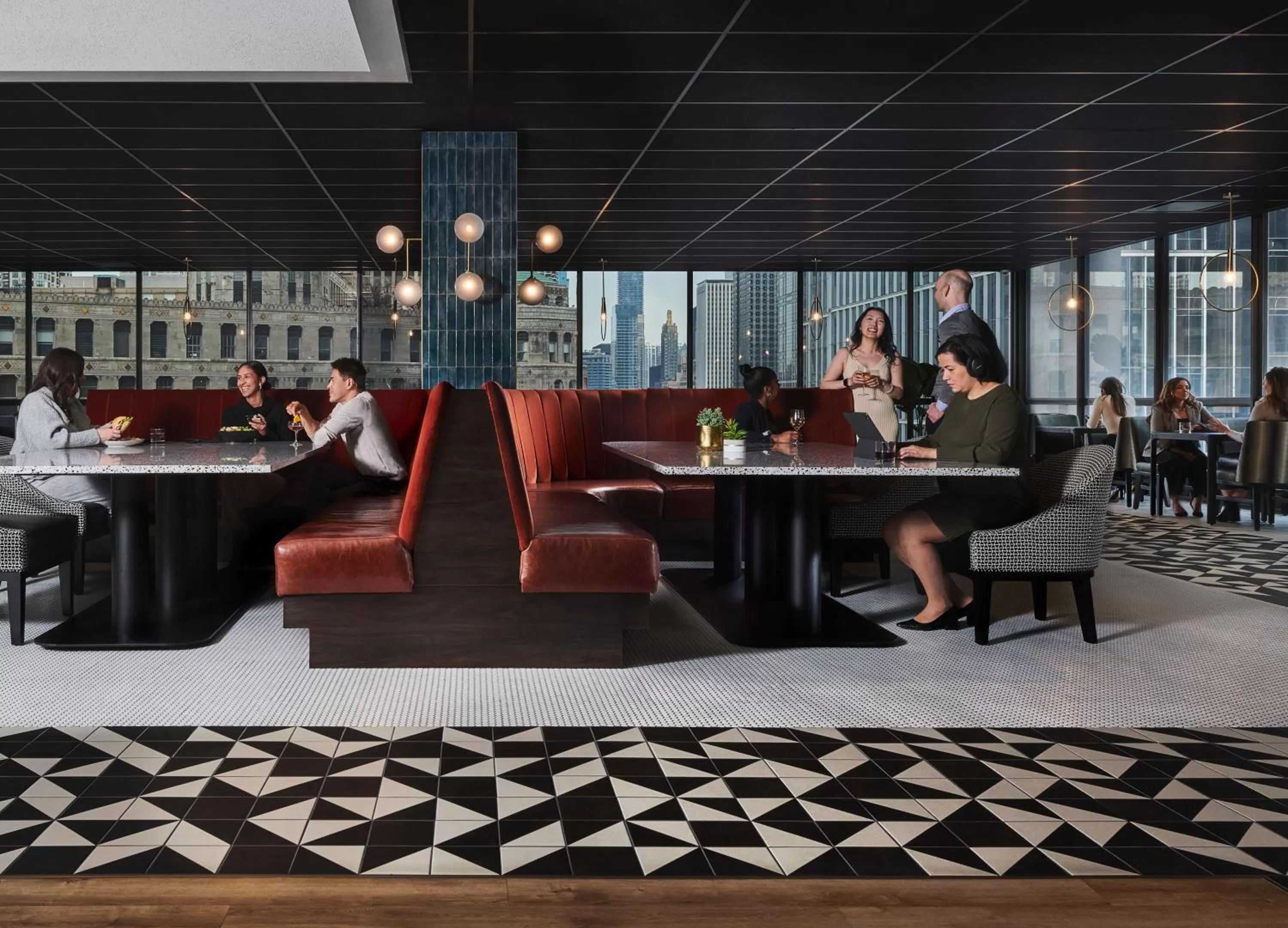 Restaurant/places to eat in voco Chicago Downtown - Riverwalk by IHG