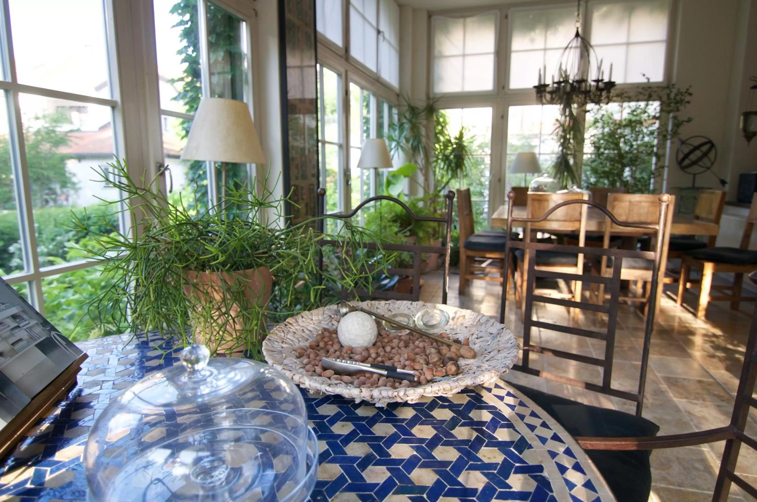 Balcony/Terrace in Embassy Row BnB