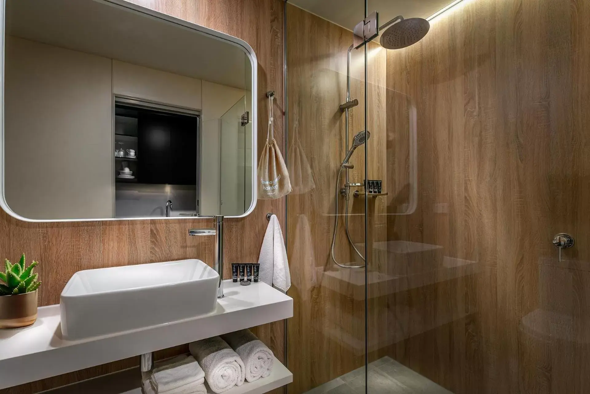 Shower, Bathroom in Veriu Green Square