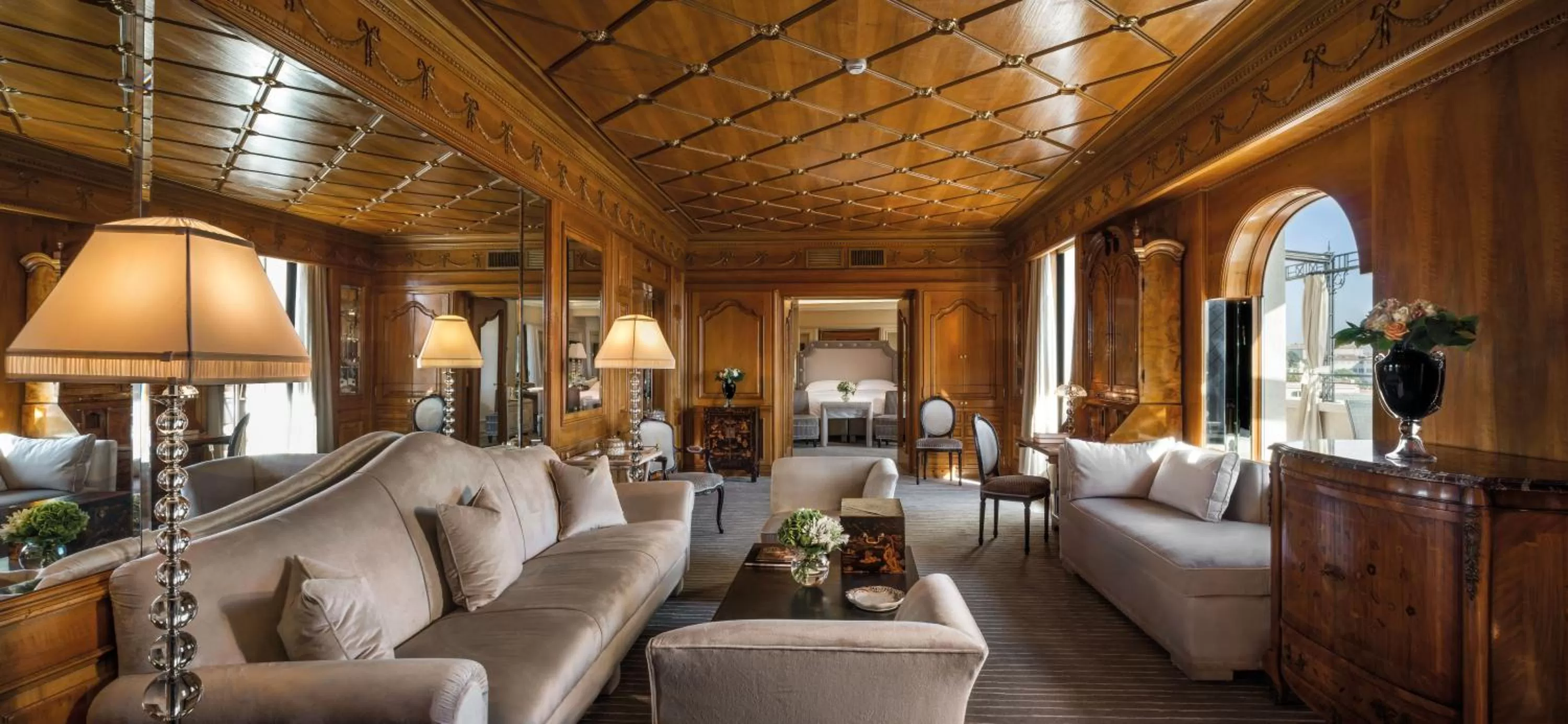 Living room in Hassler Roma