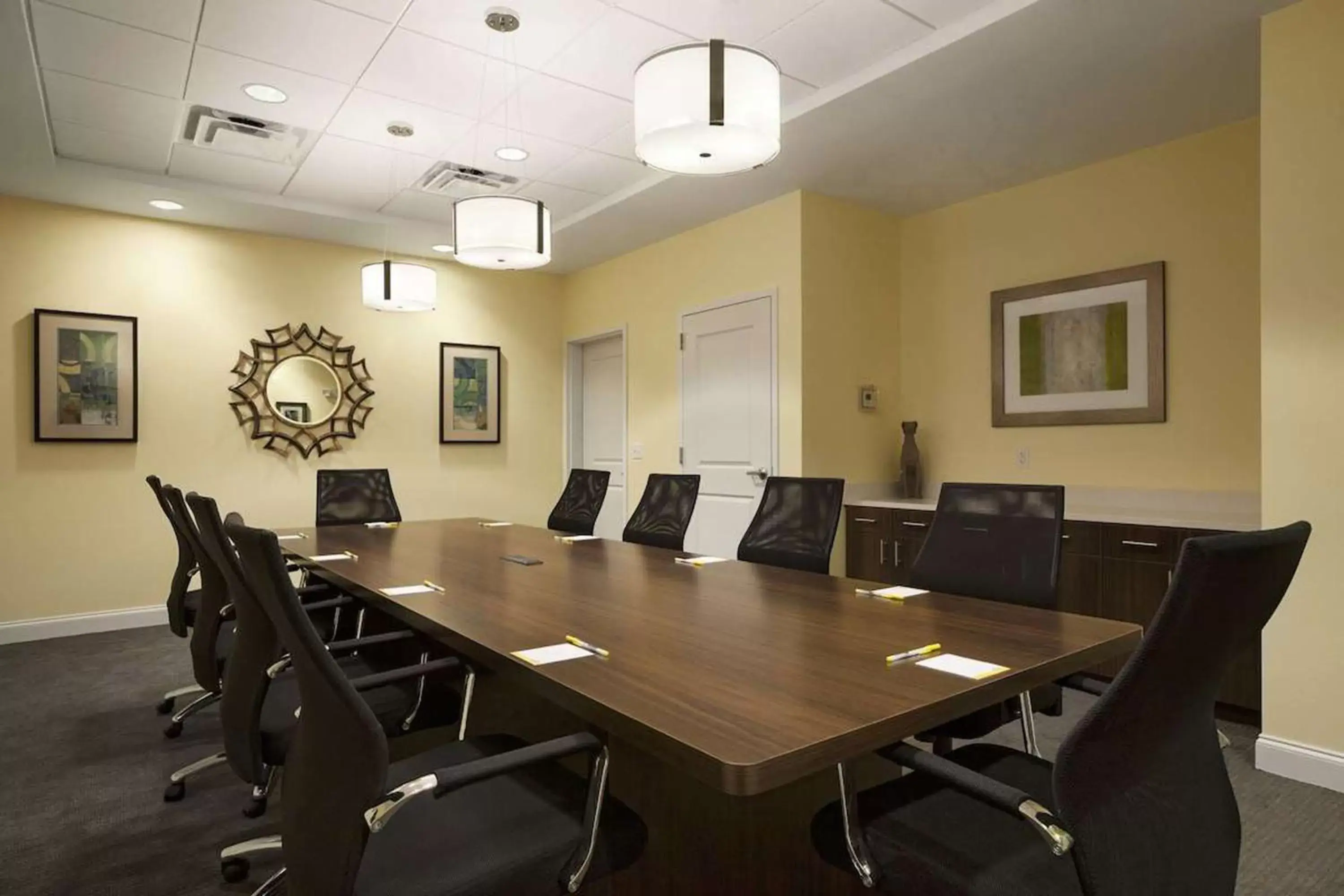 Meeting/conference room in Days Inn & Suites by Wyndham Altoona