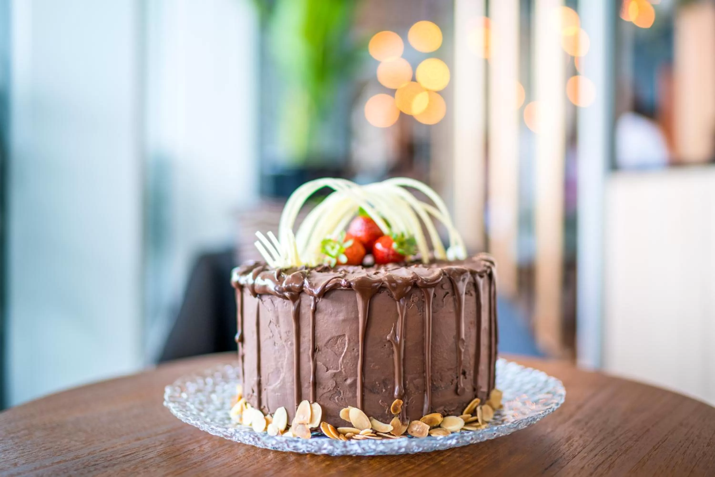 Food and drinks in Swissôtel Jakarta PIK Avenue