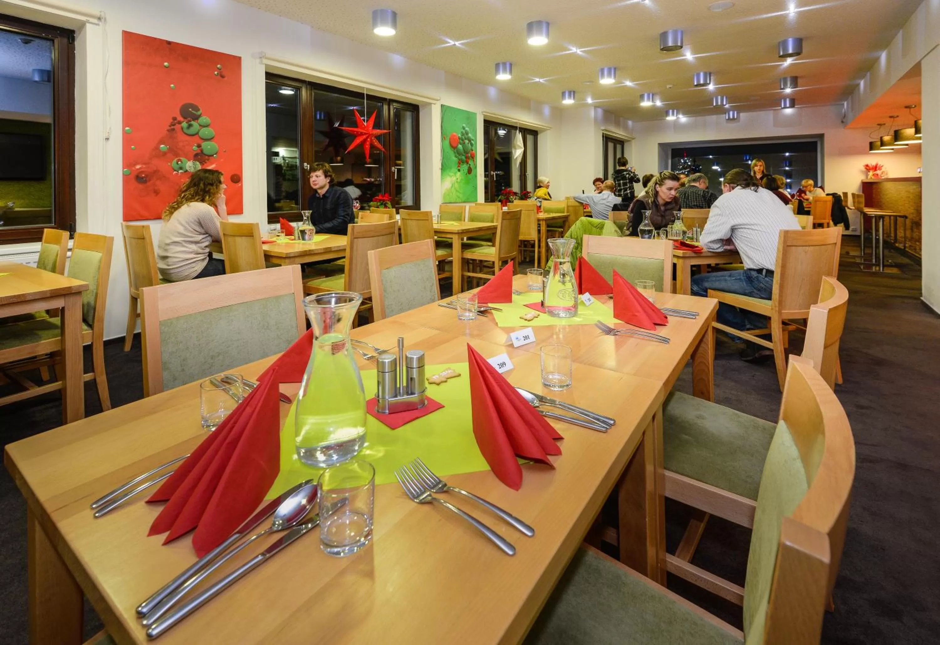 Restaurant/places to eat in Penzion Andula Friesovy boudy