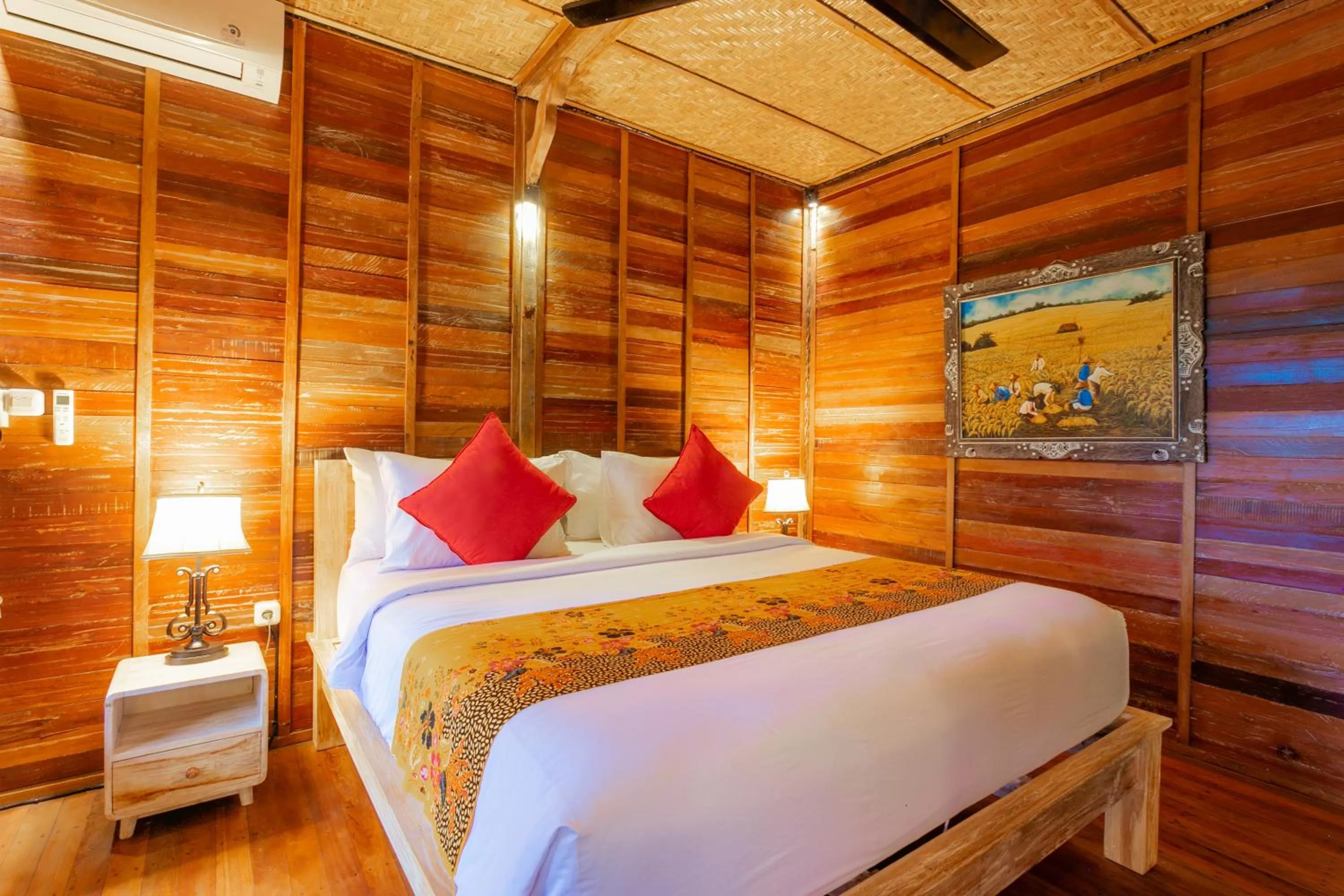 Bed in Nauna Villa Ubud