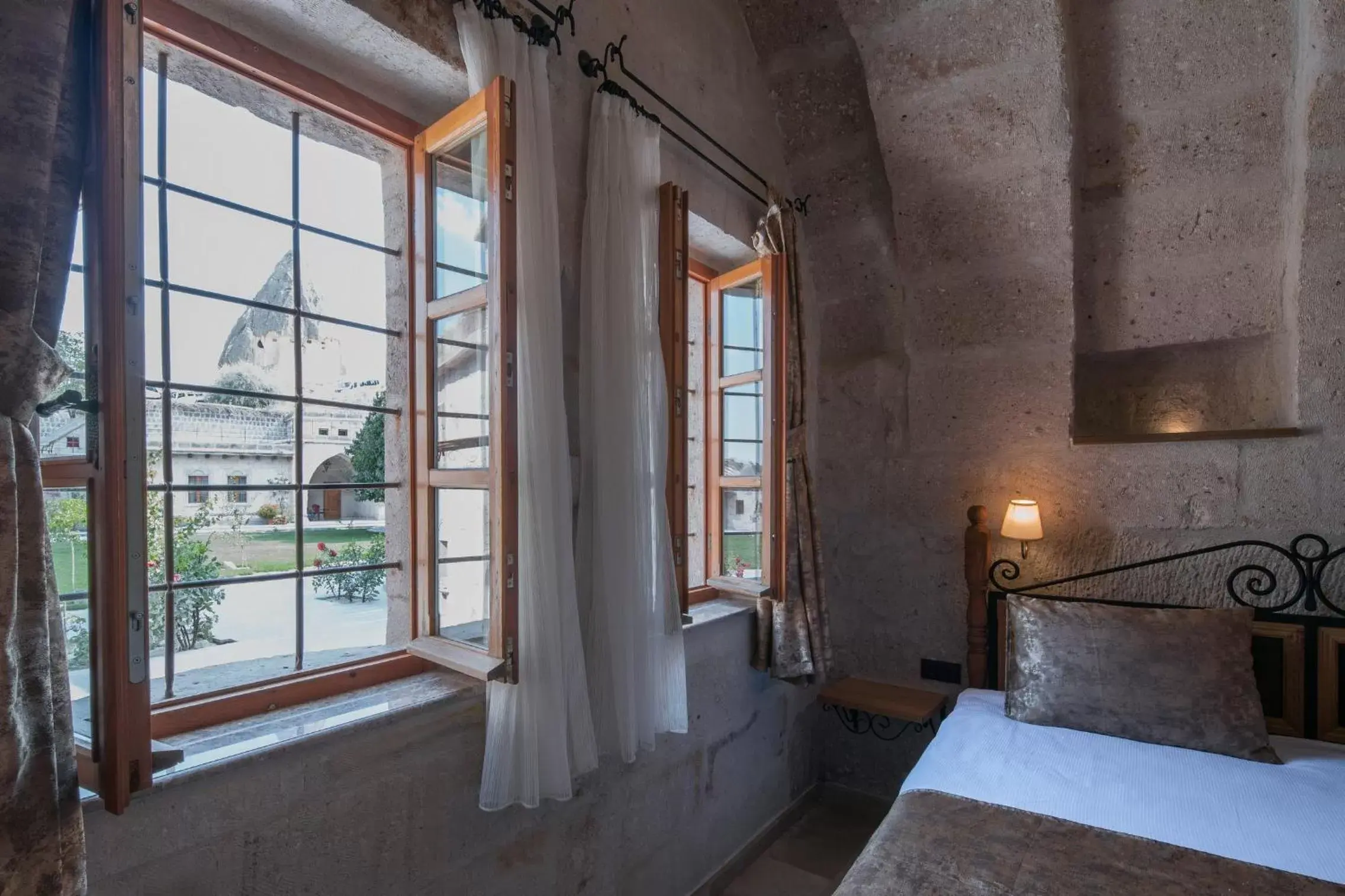 Nearby landmark, Bed in Lunar Cappadocia Hotel