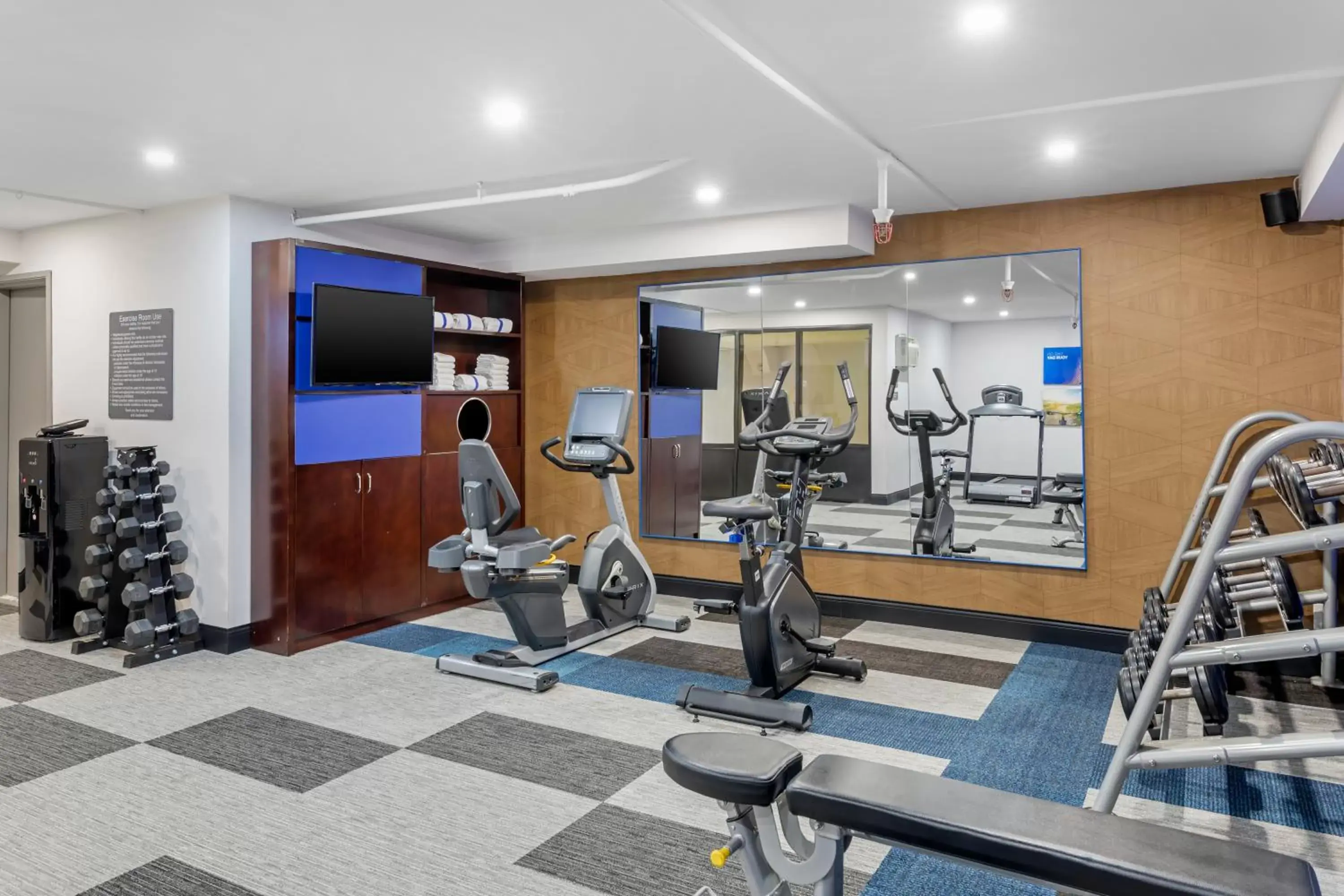 TV and multimedia, Fitness Center/Facilities in Quality Inn & Suites Irvine Spectrum