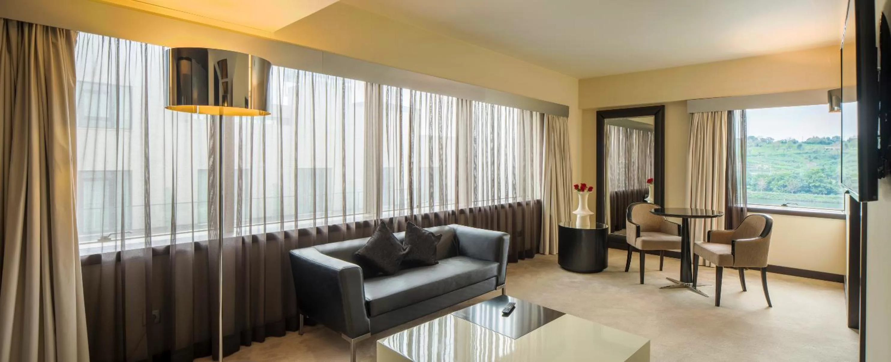 Bedroom in NH Coimbra Dona Ines