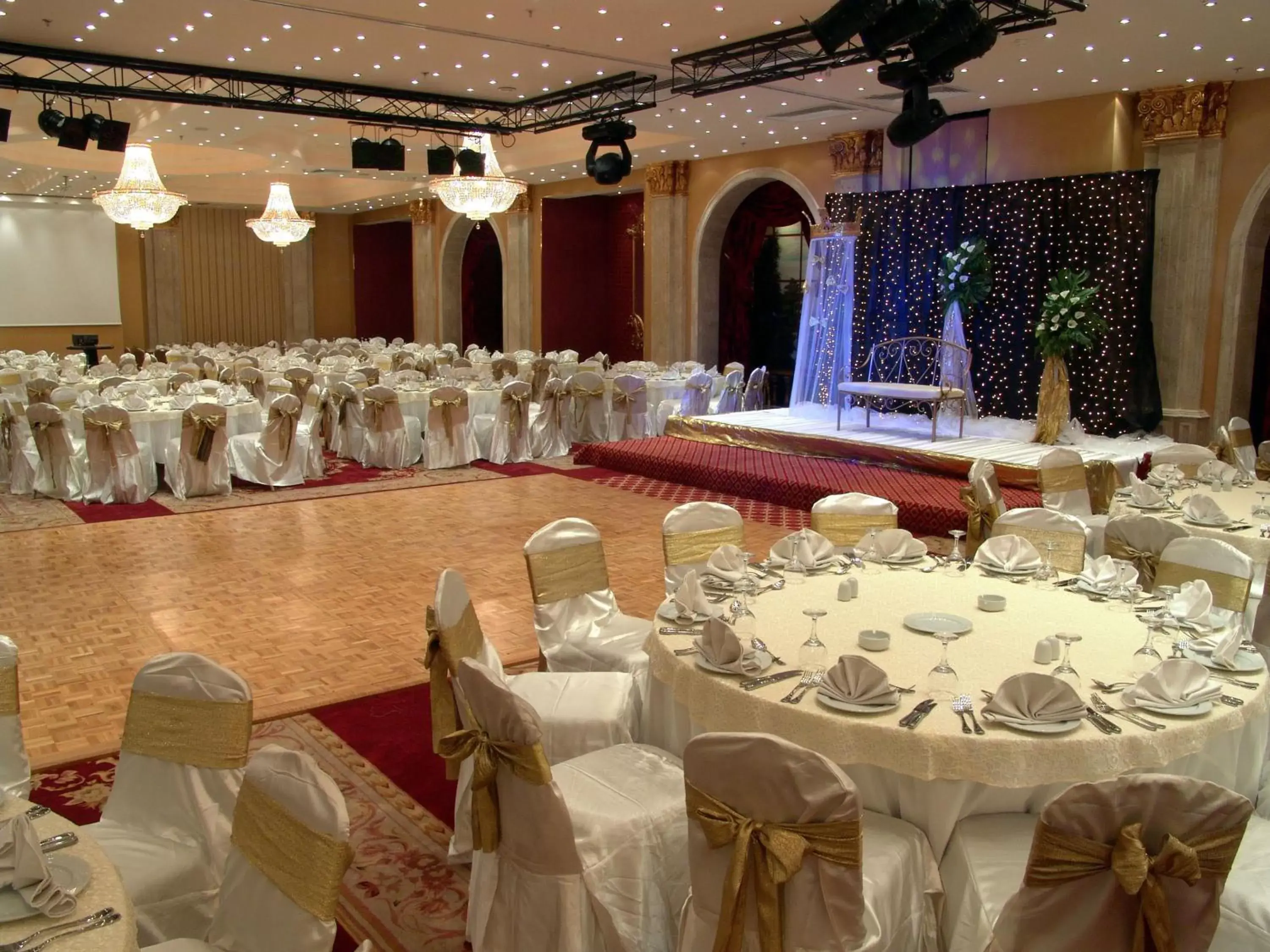 Banquet/Function facilities, Banquet Facilities in Pyramisa Suites Hotel Cairo