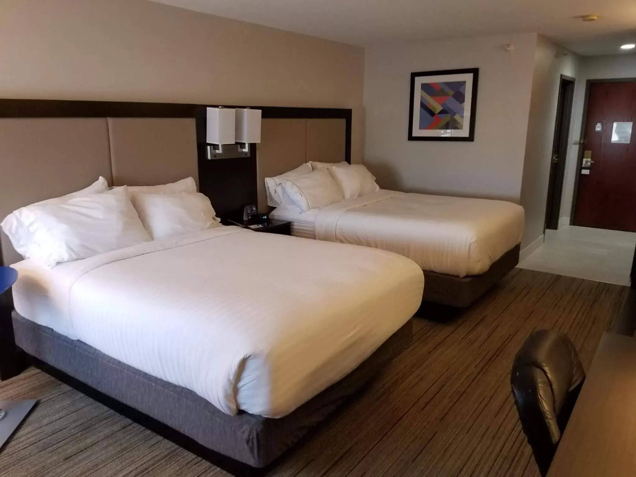 Photo of the whole room, Bed in Holiday Inn Express Birch Run-Frankenmuth Area, an IHG Hotel