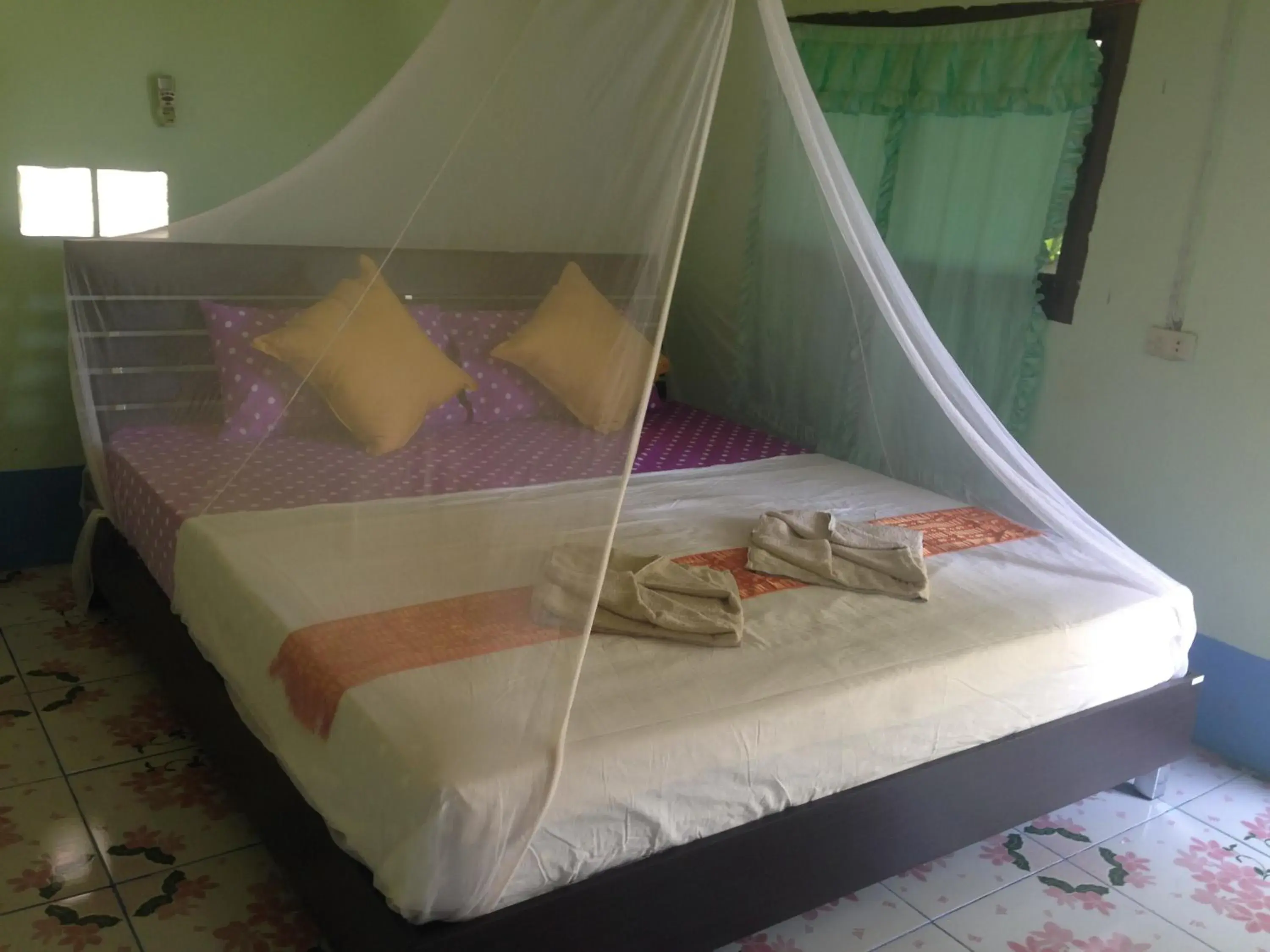 Photo of the whole room, Bed in Klong Jark Bungalow (SHA Certified)