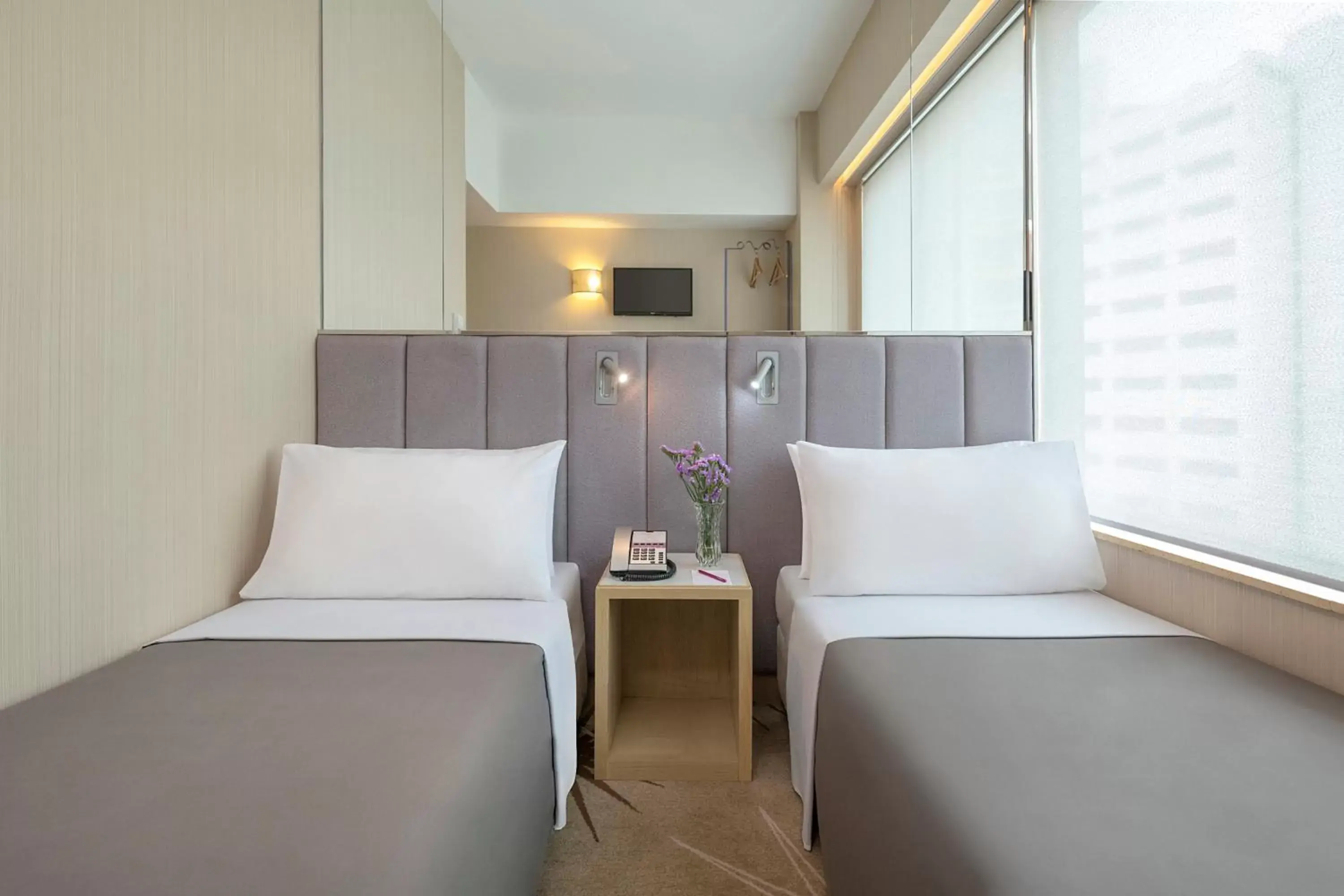 Bed in Silka Far East Hotel