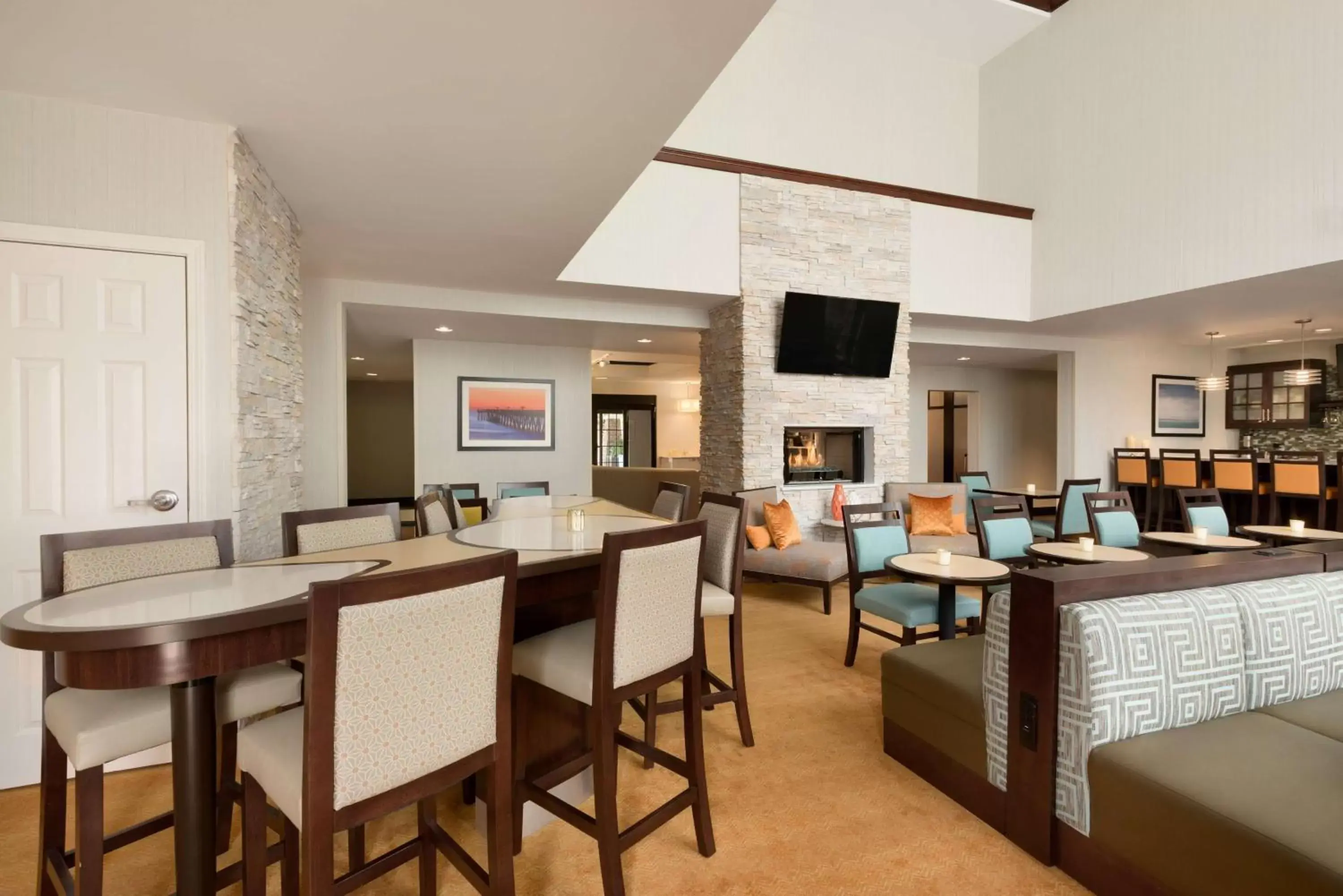 Lobby or reception, Restaurant/Places to Eat in Homewood Suites Jacksonville Deerwood Park