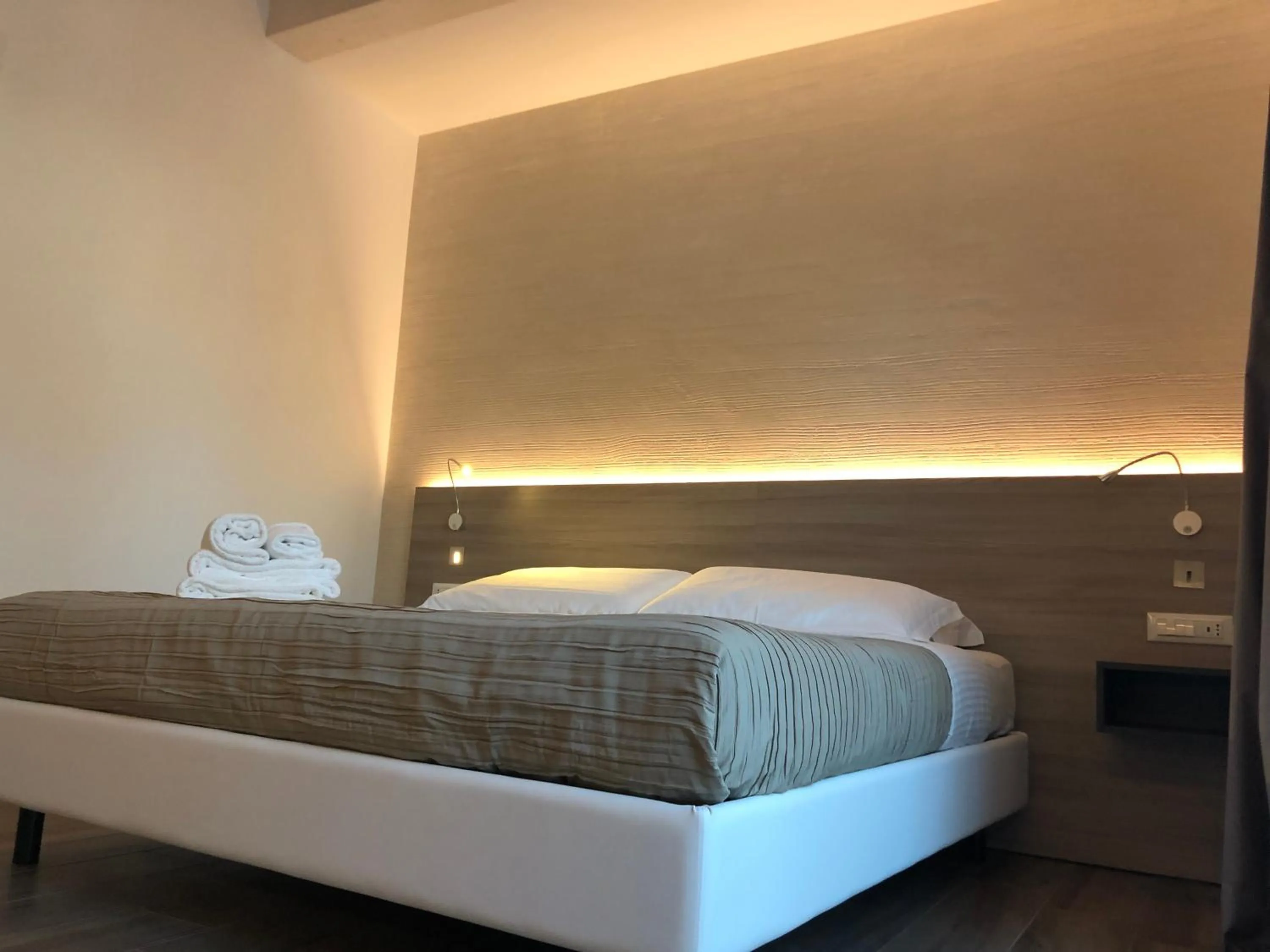 Bed in Casablanca Hotel