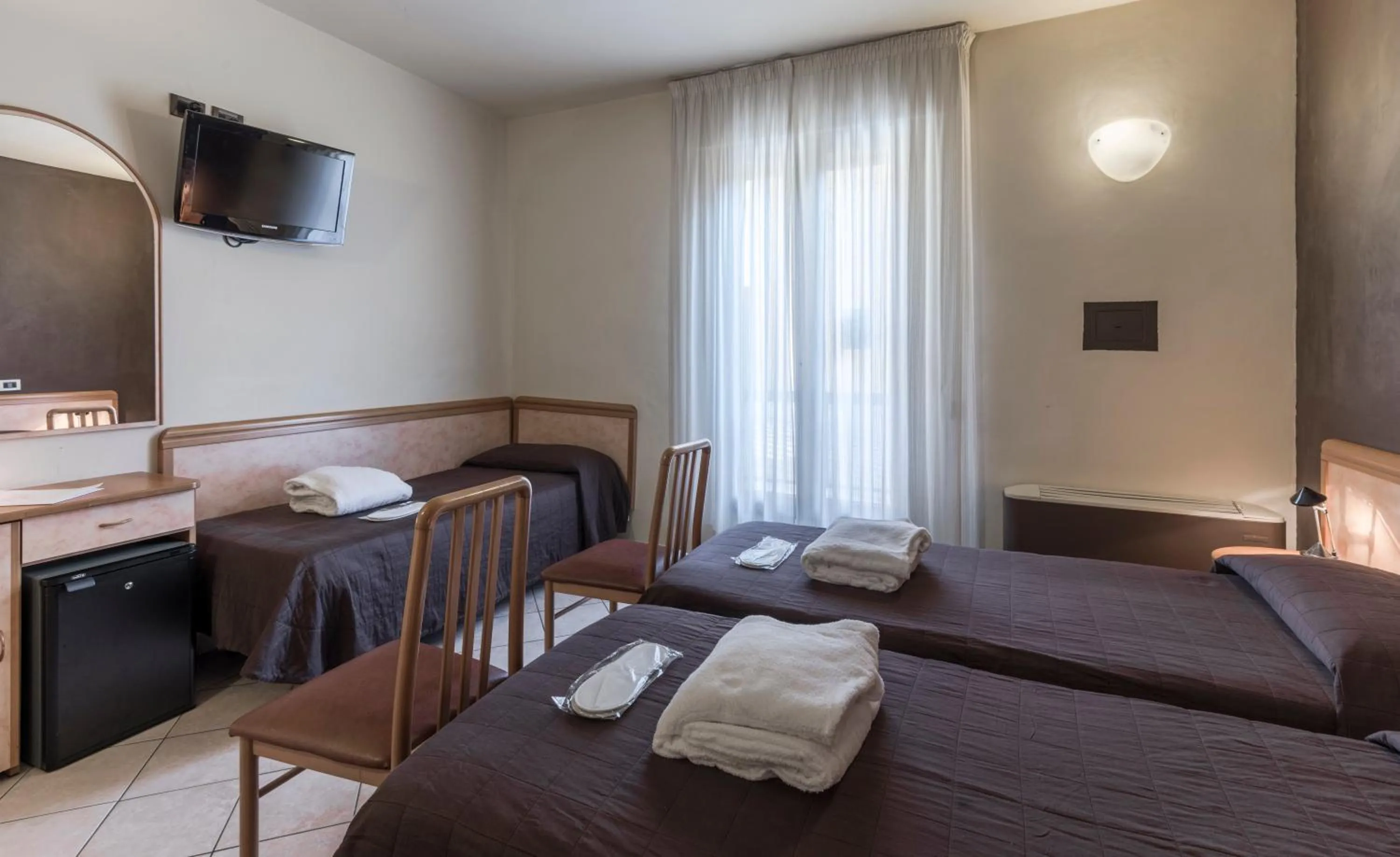 Decorative detail, Bed in Hotel Montebello