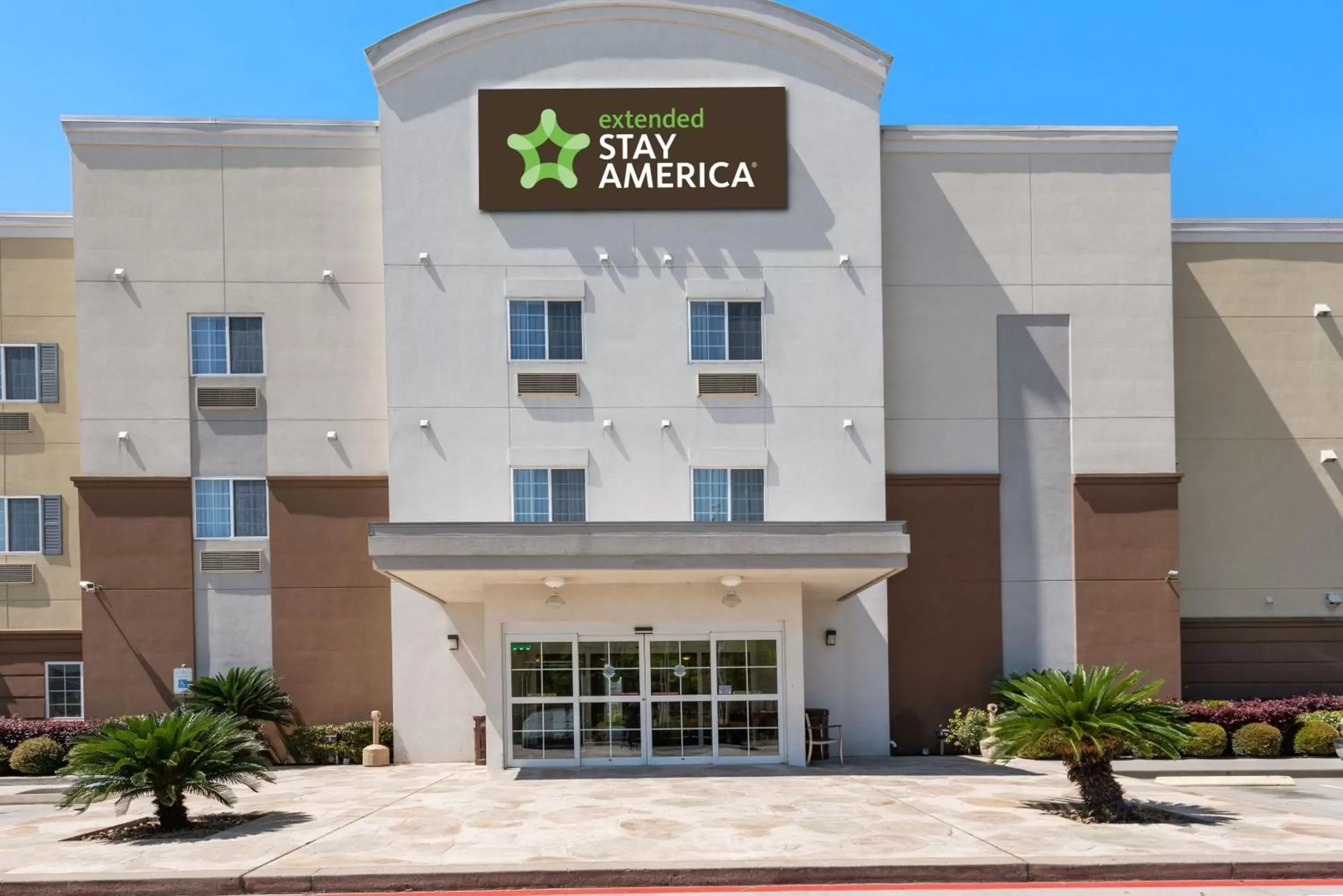 Facade/entrance, Property Building in Extended Stay America Suites - San Antonio - North
