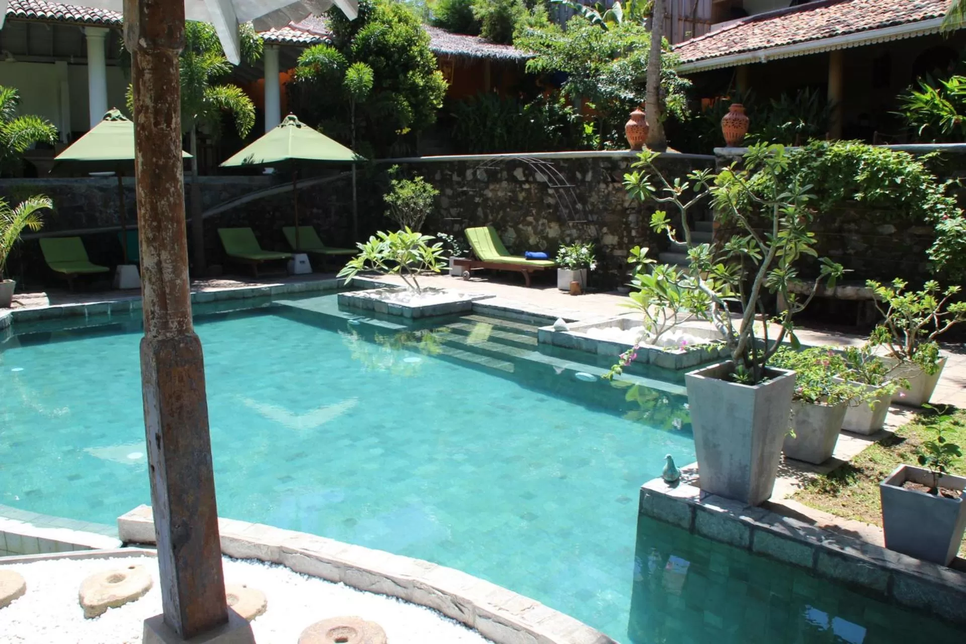 Swimming pool in The Spice House Mirissa