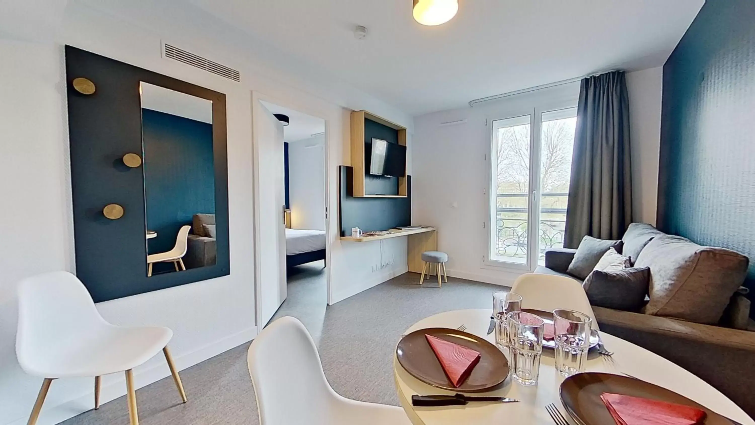 Communal lounge/ TV room, Seating Area in City Résidence Paris Saint-Maurice