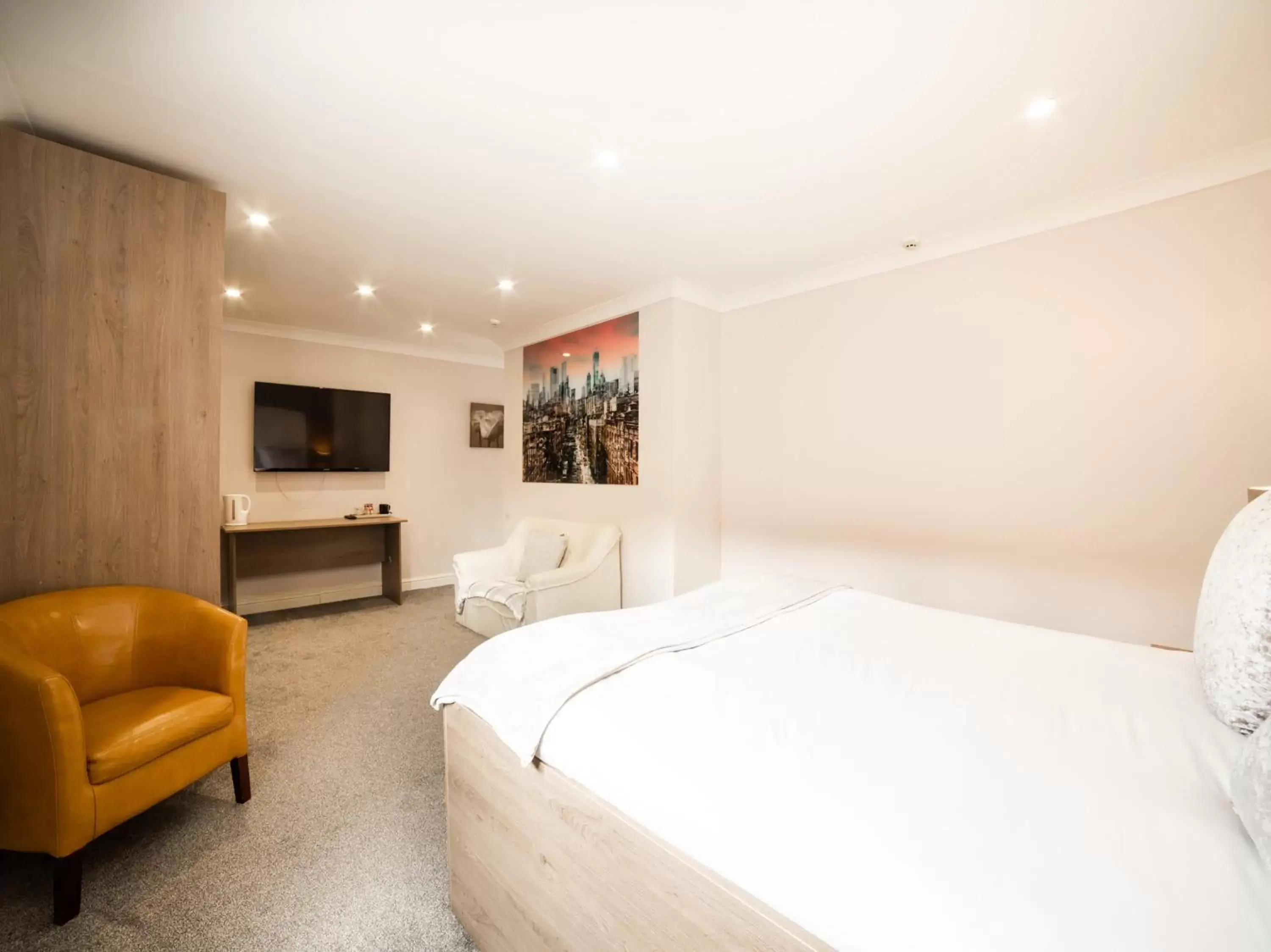 Standard Triple Room in OYO White Horse Lodge Hotel, East Thirsk Standard Triple Room in OYO White Horse Lodge Hotel, East Thirsk