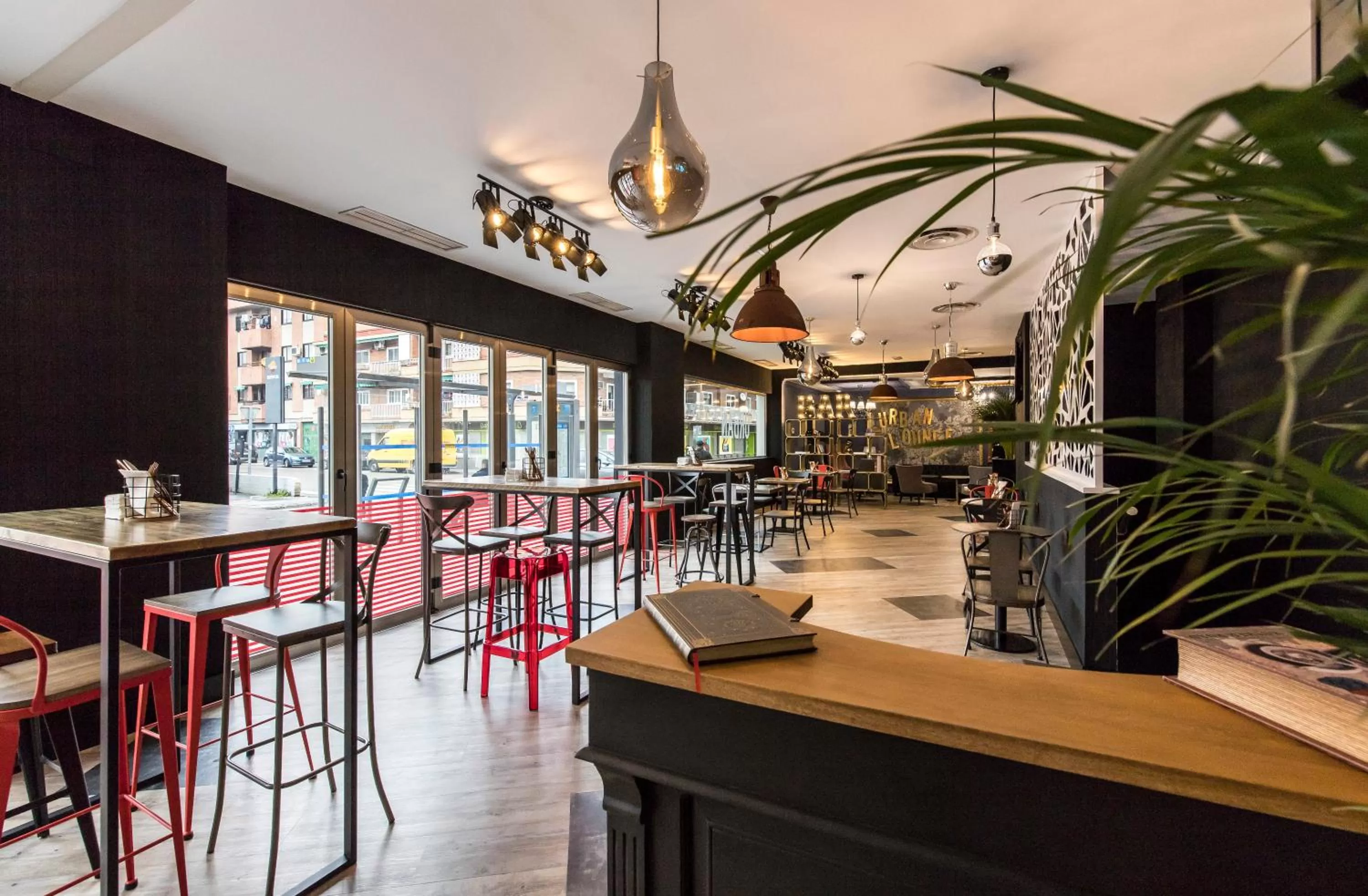 Lounge or bar in Clement Barajas